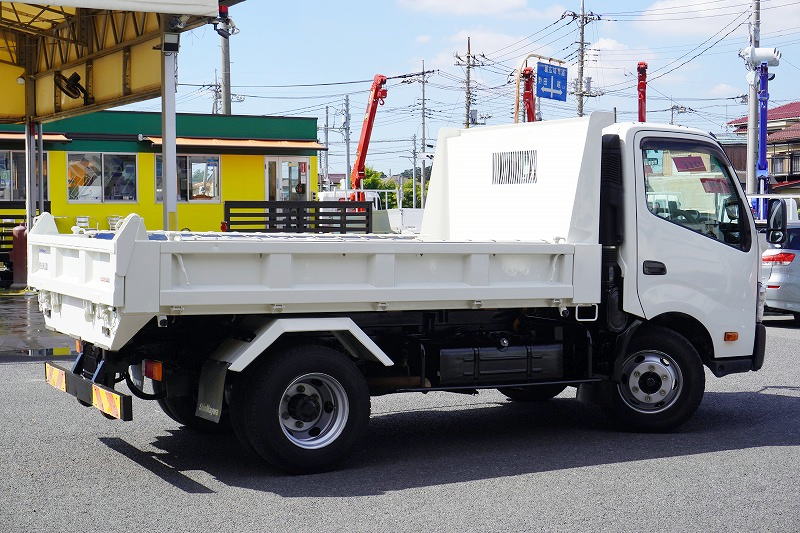 デュトロ　「ワイド」　強化　ローダーダンプ　新明和製　三方開　積載３６５０ｋｇ　手動コボレーン　スライド用ラジコン　ダンプピン　左電格ミラー　ＥＴＣ　６速ＭＴ！6