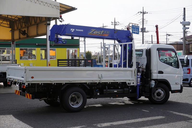 （未使用）　キャンター　「ワイドロング」　５段クレーン　積載３３００ｋｇ　タダノ製　ラジコン　フックイン　２．９３ｔ吊　ＬＥＤヘッドライト＆ＬＥＤフォグランプ　坂道発進補助　左電格ミラー　スマートキー　衝突軽減ブレーキ　車線逸脱警報　５速ＭＴ！車検「Ｒ７年６月まで！」6