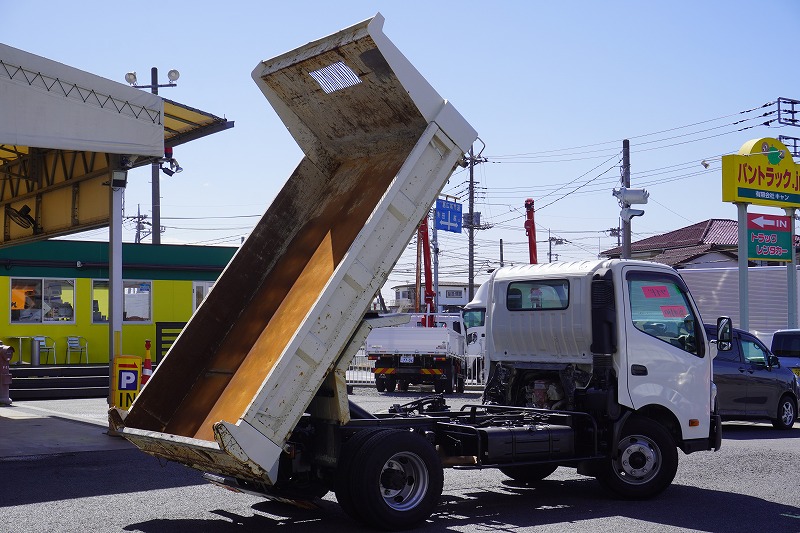 デュトロ　「ワイド」　強化　ローダーダンプ　新明和製　三方開　積載３７００ｋｇ　ダンプピン　左電格ミラー　ＥＴＣ　６速ＭＴ！25