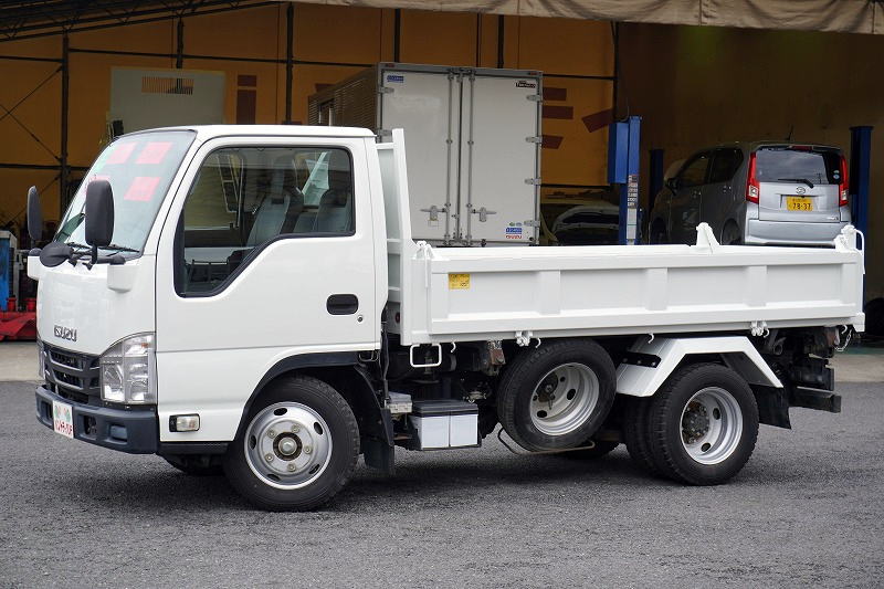 エルフ　強化　三転ダンプ　新明和製　積載３０００ｋｇ　三方開　全低床　運転席側アオリ油圧開閉式　ダンプピン　鳥居アングル補強　ＥＴＣ　ＡＴ車！7