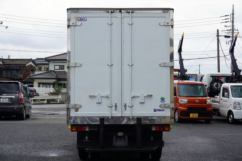 キャンター　１０尺　冷蔵冷凍車　積載２０００ｋｇ　サイドドア　東プレ製　－３０度設定　荷台ステンレス張り　ラッシング１段　エアリブ　バックカメラ　左電格ミラー　メッキパーツ　キーレス　９０度ストッパー　ワンオーナー！５速ＭＴ！2