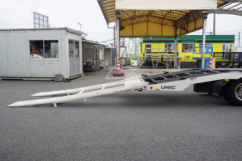 ダイナ　「ワイド超ロング」　キャリアカー　２台積　積載３４５０ｋｇ　古河ユニック製　ラジコン　ウインチ　油圧リアゲート　ＬＥＤヘッドライト＆フォグランプ　メッキパーツ＆メッキホイールライナー　衝突軽減ブレーキ　車線逸脱警報　ワンオーナー！６速ＭＴ！20