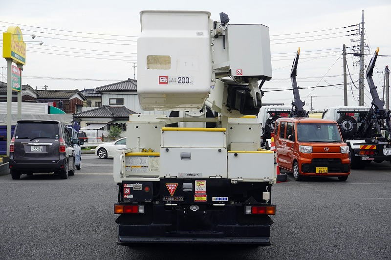 キャンター　高所作業車　アイチ製（ＳＢ１０Ａ）　最大地上高９．７ｍ　ＦＲＰバケット　バケット積載荷重２００ｋｇ　積載２５０ｋｇ　工具入れ　ジョイスティックタイプ　アワーメーター：２８８５ｈ　左電格ミラー　社外ナビ　ワンセグＴＶ　バックカメラ　フォグランプ　通信工事仕様！ＡＴ車！2