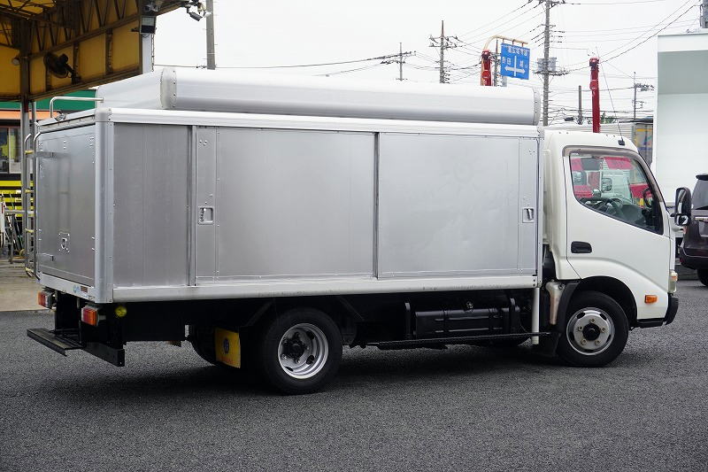 ダイナ　「標準幅　ロング」　ボトルカー　積載２０００ｋｇ　須河車体製　箱上キャリア付き　ラダー　床下台車入れ　金庫　バックカメラ　フォグランプ　ワンオーナー！ＡＴ車！準中型（５トン限定）免許対応！6