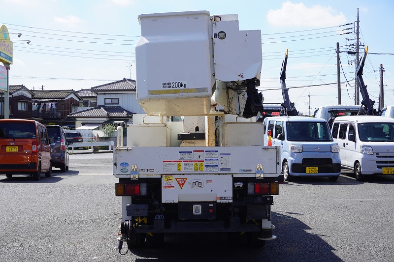 エルフ　高所作業車　タダノ製（ＡＴ－１００ＴＴ）　最大地上高９．９ｍ　ＦＲＰバケット　バケット積載荷重２００ｋｇ　積載５００ｋｇ　工具入れ　ジョイスティックタイプ　ブーム自動格納　ジャッキ自動張り出し　アワーメーター：２１２７ｈ　バックカメラ　坂道発進補助　左電格ミラー　通信工事仕様！６速ＭＴ！2