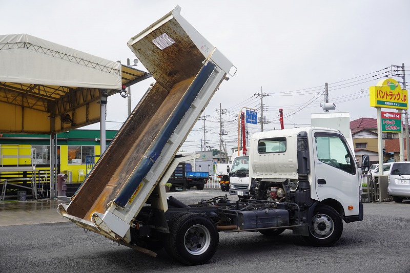 デュトロ　「ワイド」　強化　ローダーダンプ　新明和製　三方開　積載３６５０ｋｇ　手動コボレーン　スライド用ラジコン　ダンプピン　左電格ミラー　ＥＴＣ　６速ＭＴ！30