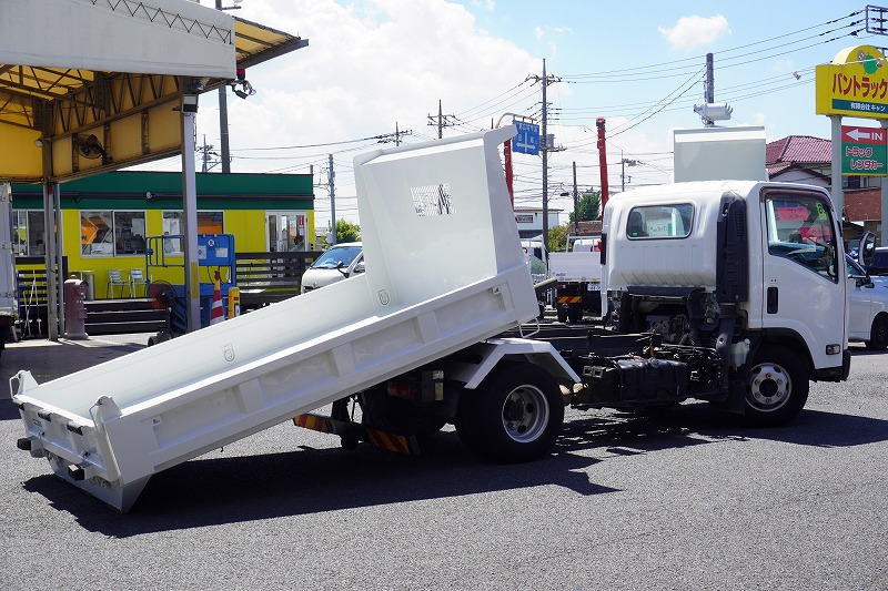 エルフ　「ワイド」　強化　ローダーダンプ　新明和製　一方開　積載３８００ｋｇ　スライド用ラジコン　ダンプピン　坂道発進補助　ＥＴＣ　６速ＭＴ！