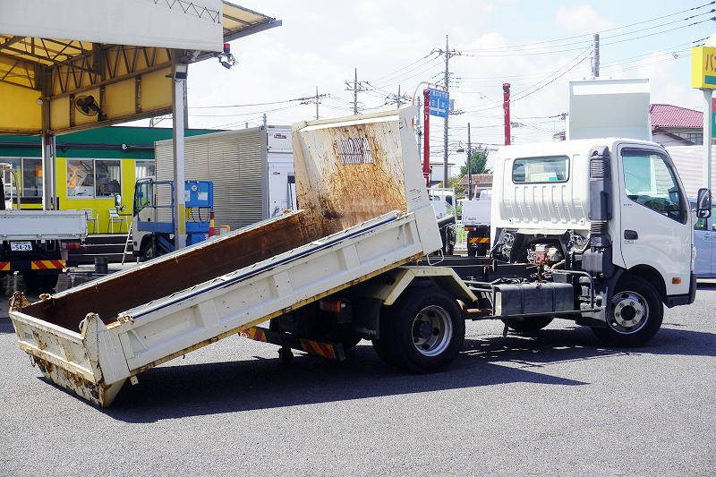 デュトロ　「ワイド」　強化　ローダーダンプ　新明和製　三方開　積載３６５０ｋｇ　手動コボレーン　スライド用ラジコン　ダンプピン　左電格ミラー　ＥＴＣ　６速ＭＴ！