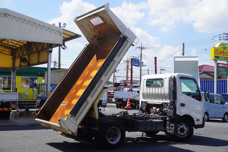 デュトロ　「ワイド」　強化　ローダーダンプ　新明和製　三方開　積載３６５０ｋｇ　手動コボレーン　スライド用ラジコン　ダンプピン　左電格ミラー　ＥＴＣ　６速ＭＴ！30