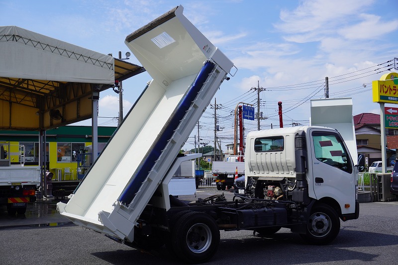 デュトロ　「ワイド」　強化　ローダーダンプ　新明和製　三方開　積載３６５０ｋｇ　手動コボレーン　スライド用ラジコン　ダンプピン　左電格ミラー　ＥＴＣ　６速ＭＴ！27