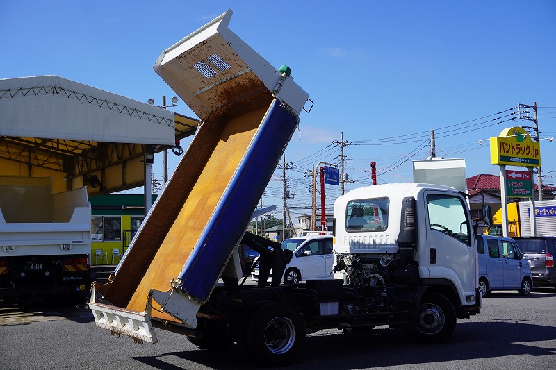 フォワード　４トン　「ベッドレス」　強化ダンプ　一方開　極東製　積載３６００ｋｇ　電動コボレーン　鳥居アングル補強　ダンプピン　社外リアバンパー　ＥＴＣ　６速ＭＴ！22