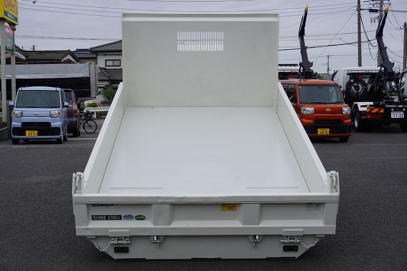 デュトロ　「ワイド」　強化　ローダーダンプ　新明和製　三方開　積載３７００ｋｇ　スライド用ラジコン　ダンプピン　左電格ミラー　ＥＴＣ　６速ＭＴ！17