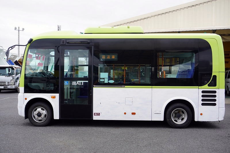 日野　ポンチョ　ショート　路線バス　２４人乗り　１４座席　立ち席有り　１ドア　自動ドア　ノンステップ　総輪エアサス　車椅子固定器具一基分付き　車椅子用簡易スロープ　電光掲示板　運賃箱　バックカメラ　フォグランプ　ＡＴ車！希少車！！1