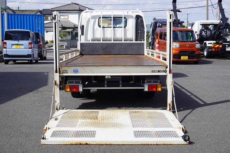 エルフ　「ワイドロング」　バイク運搬車　積載１４５０ｋｇ　三方開　大型自動起立式垂直パワーゲート　荷台鉄板張り　床フック４対　アオリロープフック　バックカメラ　社外ナビ　ＥＴＣ２.０　左電格ミラー　フォグランプ　衝突軽減ブレーキ　車線逸脱警報　ＡＴ車！準中型（５トン限定）免許対応！希少車！！18