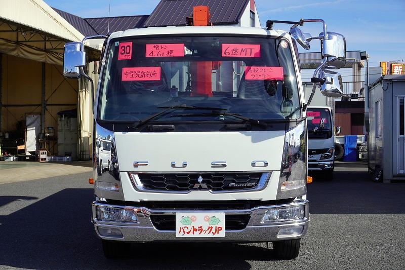 ファイター　増トン　「標準幅　ベッド付」　４段クレーン　積載４６００ｋｇ　古河ユニック製　５．５ｍ長　リアエアサス　ラジコン　フックイン　２．９３ｔ吊　アルミブロック　鳥居＆アオリ内側シマ板張り　スタンション穴　アオリプロテクター付き　アルミホイール　ステンレス工具箱　メッキパーツ　社外テール　バックカメラ　ＥＴＣ　６速ＭＴ！中型免許対応！希少車！！車検「Ｒ７年９月まで！」0