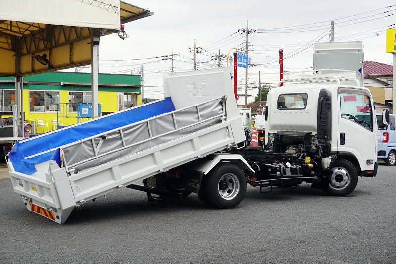 エルフ　「ワイド」　強化　ローダーダンプ　花見台製　一方開　積載３８５０ｋｇ　手動コボレーン　鳥居補強　ダンプピン　ルーフキャリア　坂道発進補助　左電格ミラー　６速ＭＴ！