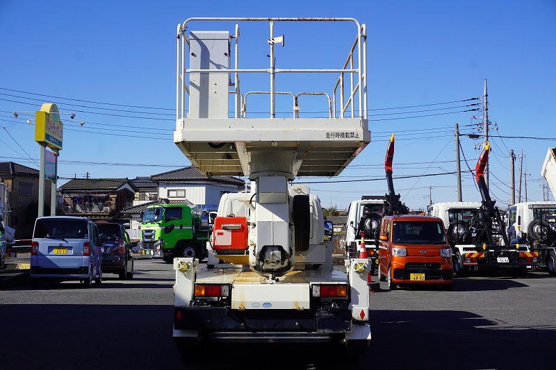 デュトロ　高所作業車　タダノ製（ＡＴ－１２０ＳＲＭ）　スーパーデッキ　重荷重型　最大地上高１１．９ｍ　鉄製バケット　バケット積載荷重１０００ｋｇ　ローラージャッキ　アワーメーター：１３４１ｈ　ブーム自動格納　発電機　左電格ミラー　坂道発進補助　ＥＴＣ　電動パーキングブレーキ　キーレス　低走行！６速ＭＴ！2