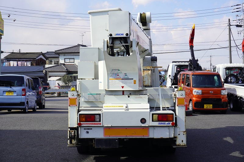 デュトロ　高所作業車　アイチ製（ＳＮ１５Ｂ）　最大地上高１４．６ｍ　ＦＲＰバケット　バケット積載荷重２００ｋｇ　積載７００ｋｇ　ウインチ　工具入れ　アワーメーター：７１９２ｈ　バックカメラ　ＥＴＣ　電気工事仕様！５速ＭＴ！2