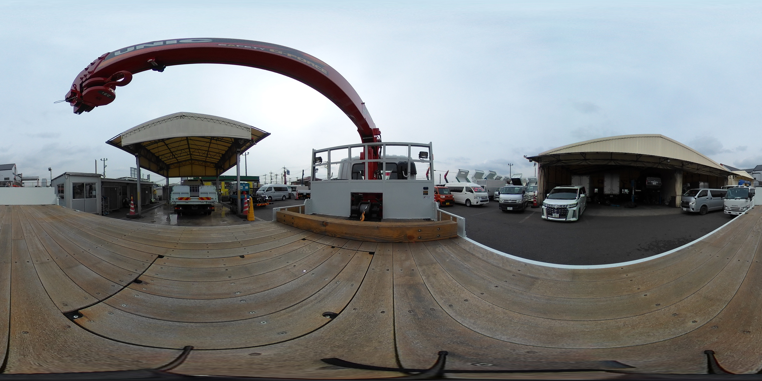 （未使用）　ファイター　増トン　「標準幅　ベッド付」　４段クレーン　セーフティローダー　ウインチ付き　積載６２００ｋｇ　古河ユニック製　２．９３ｔ吊　ラジコン　フックイン　差し違いアウトリガー　５．８ｍ長　リア油圧ゲート　スタンション穴　床フック　ミラーヒーター　ＥＴＣ２．０　メッキパーツ多数！６速ＭＴ！車検「Ｒ７年１０月まで！」1