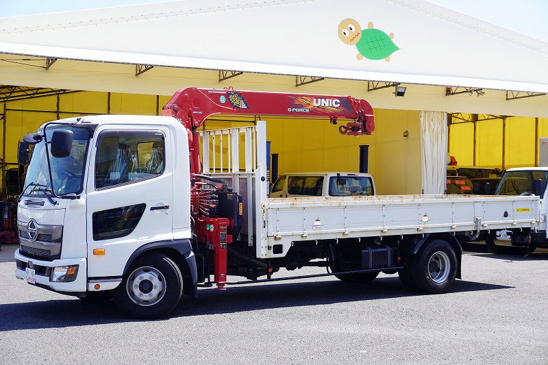 レンジャー　４トン　「標準幅　ベッドレス」　４段クレーン　積載２４５０ｋｇ　古河ユニック製　５．４ｍ長　ラジコン　フックイン　２．９３ｔ吊　セイコーラック　ロープ穴３対　ＥＴＣ　衝突軽減ブレーキ　車線逸脱警報　低走行！ＡＴ車！フロント画像