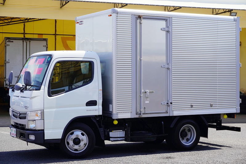 アトラス　１０尺　アルミバン　積載２０００ｋｇ　サイドドア　ラッシング２段　壁面フック１対　左電格ミラー　バックカメラ　社外ナビ　ＥＴＣ　フォグランプ　衝突軽減ブレーキ　車線逸脱警報　北村製　ＡＴ車！フロント画像