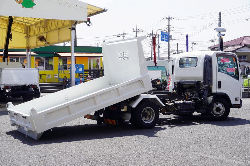 エルフ　「ワイド」　強化　ローダーダンプ　新明和製　一方開　積載３８００ｋｇ　ＥＴＣ　ダンプピン　ＡＴ車！フロント画像