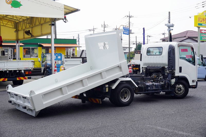 エルフ　「ワイド」　強化　ローダーダンプ　新明和製　一方開　積載３７５０ｋｇ　スライド用ラジコン　ＥＴＣ　ダンプピン　壁面フック３対　ＡＴ車！