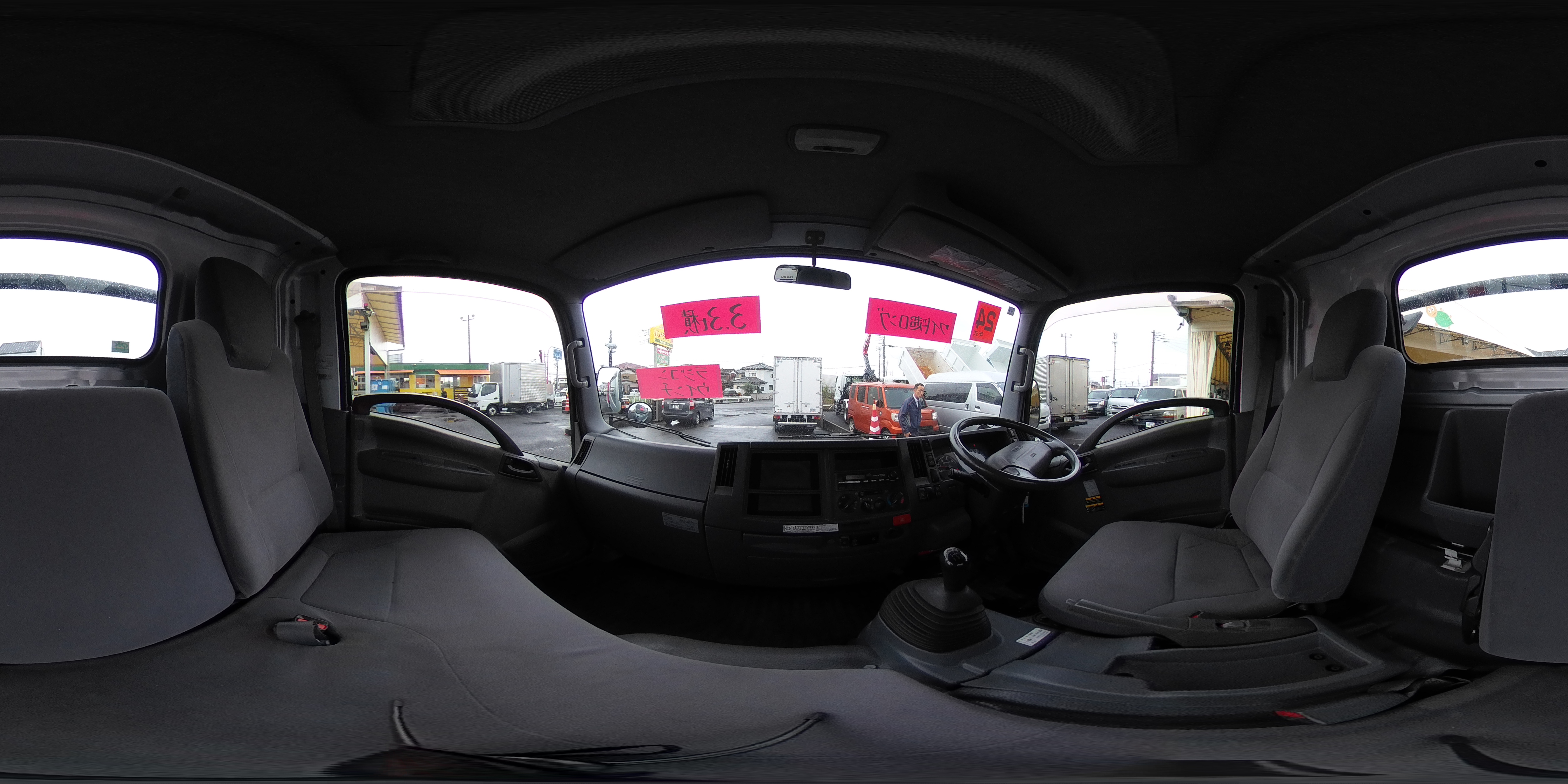 エルフ　「ワイド超ロング」　セルフローダー　一般用　古河ユニック製　積載３３００ｋｇ　ハイジャッキ　ラジコン　ウインチ　電動スライド式ステップ　三方開　床フック６対　左電格ミラー　坂道発進補助　フォグランプ　６速ＭＴ！0