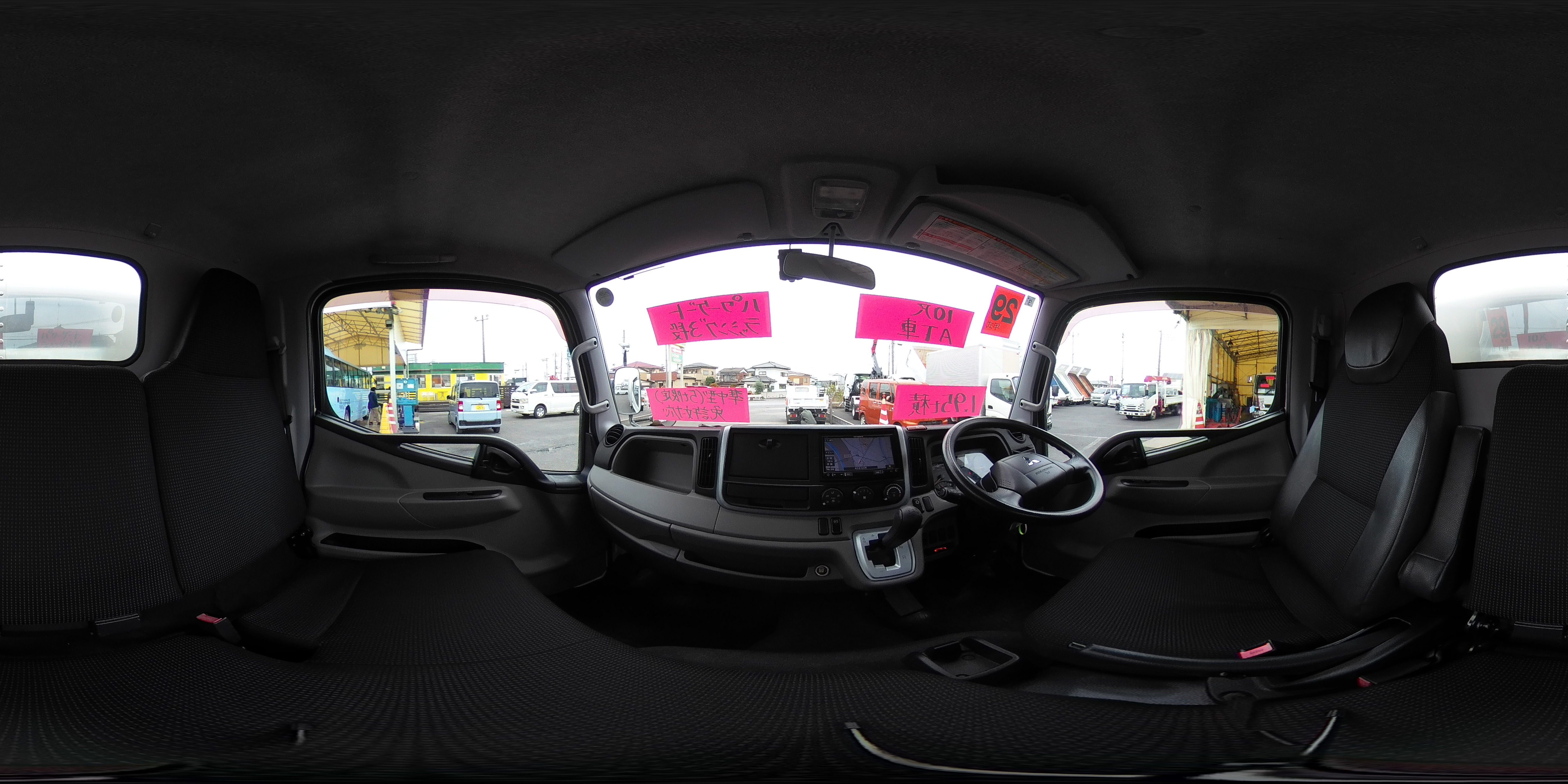 キャンター　１０尺　アルミバン　積載１９５０ｋｇ　サイドドア　跳ね上げ式　垂直パワーゲート　ラッシング３段　左電格ミラー　バックカメラ　社外ナビ　ワンセグＴＶ　ＥＴＣ　キーレス　全低床　パブコ製　ＡＴ車！準中型（５トン限定）免許対応！0