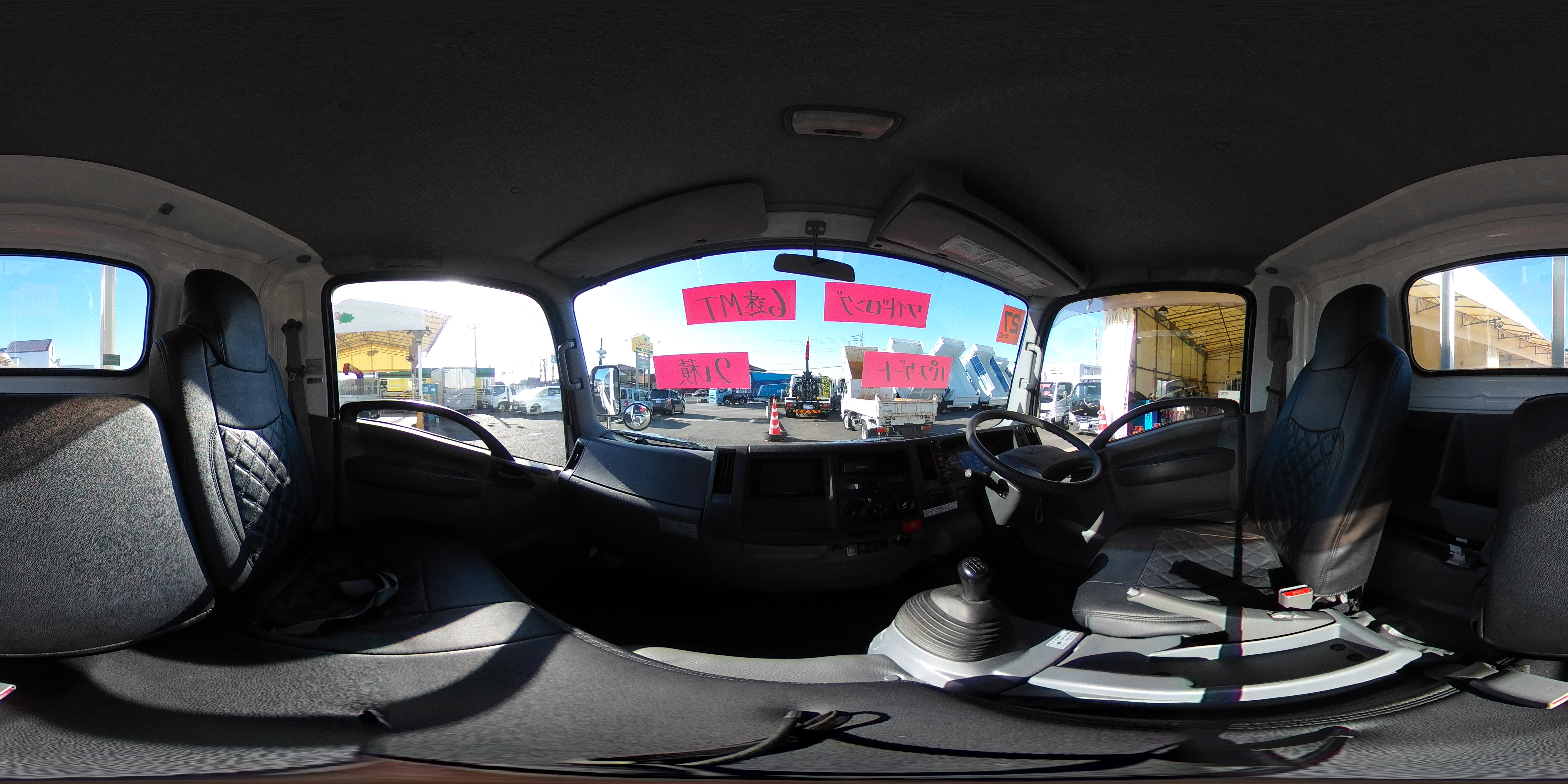 エルフ　「ワイドロング」　バイク運搬車　積載２０００ｋｇ　一方開　自動起立式垂直パワーゲート　荷台鉄板張り　アオリロープフック　鳥居フック１対＆下部鉄板張り　左電格ミラー　坂道発進補助　ＥＴＣ　フォグランプ　黒革調シートカバー　メッキパーツ　６速ＭＴ！0