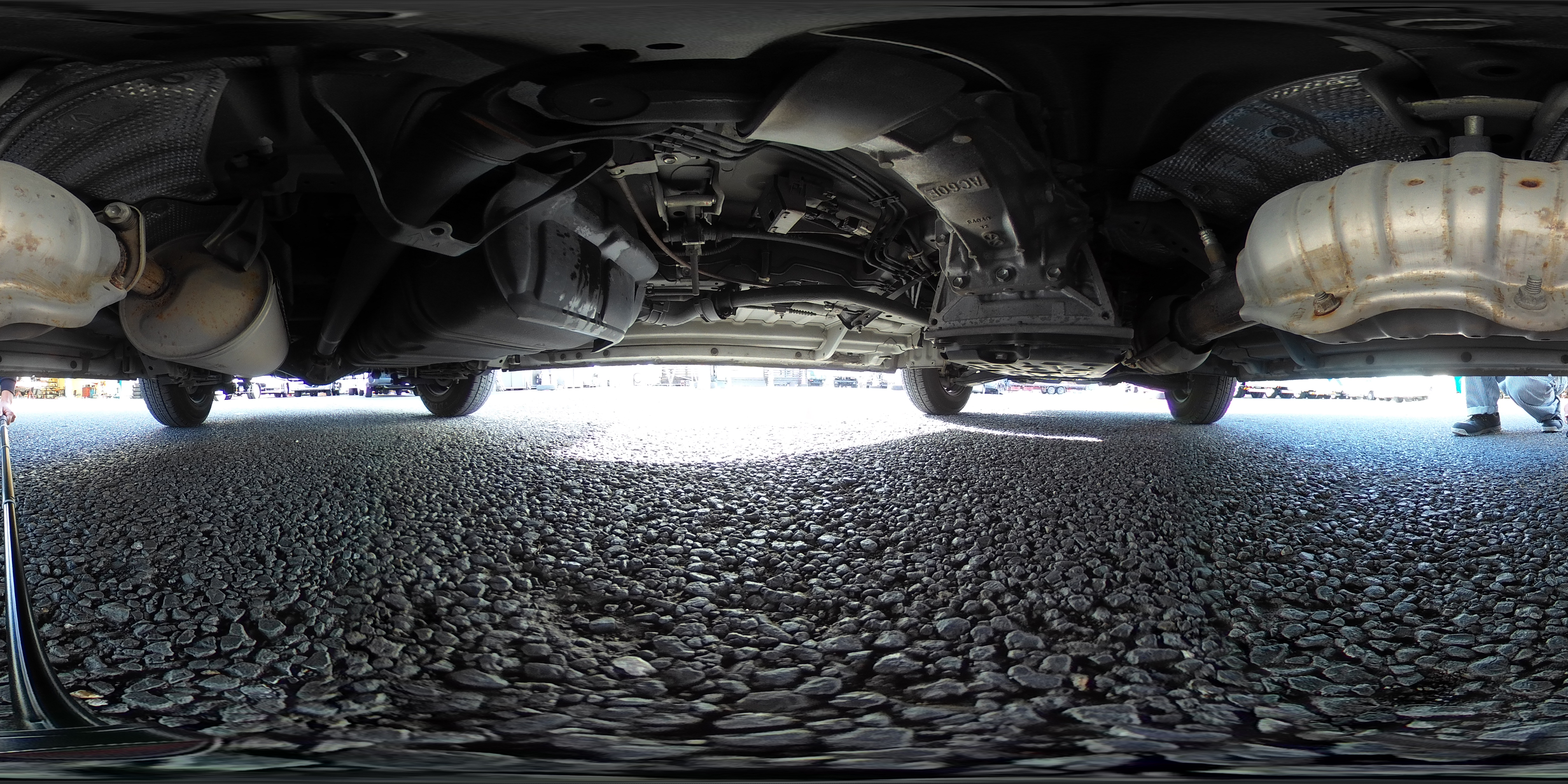 ハイエース　ロング　ＤＸ　５ドア　ガソリン車　３人乗り　トヨタ車体製パワーゲート　社外ナビ　バックカメラ　ＥＴＣ　キーレス　ＡＣ１００Ｖ　衝突軽減ブレーキ　車線逸脱警報　ワンオーナー！ＡＴ車！0