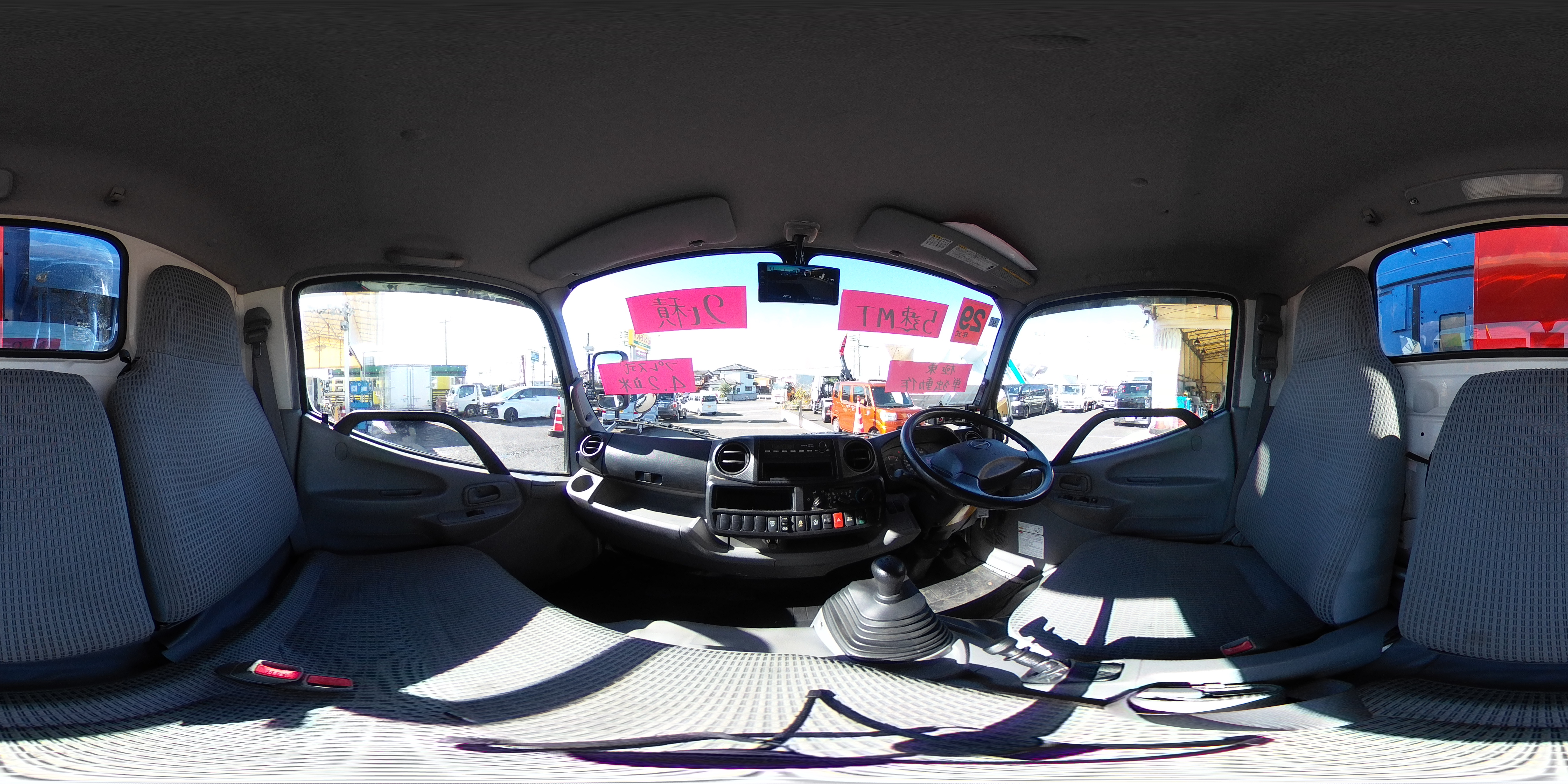 デュトロ　「標準幅」　パッカー車　プレス式　積載２０００ｋｇ　極東製　４．２立米　単独動作　汚水タンク　バックカメラ　作業中表示灯　ＬＥＤフォグランプ　電動パーキングブレーキ　左電格ミラー　坂道発進補助　５速ＭＴ！　車検「Ｒ８年９月まで！」1