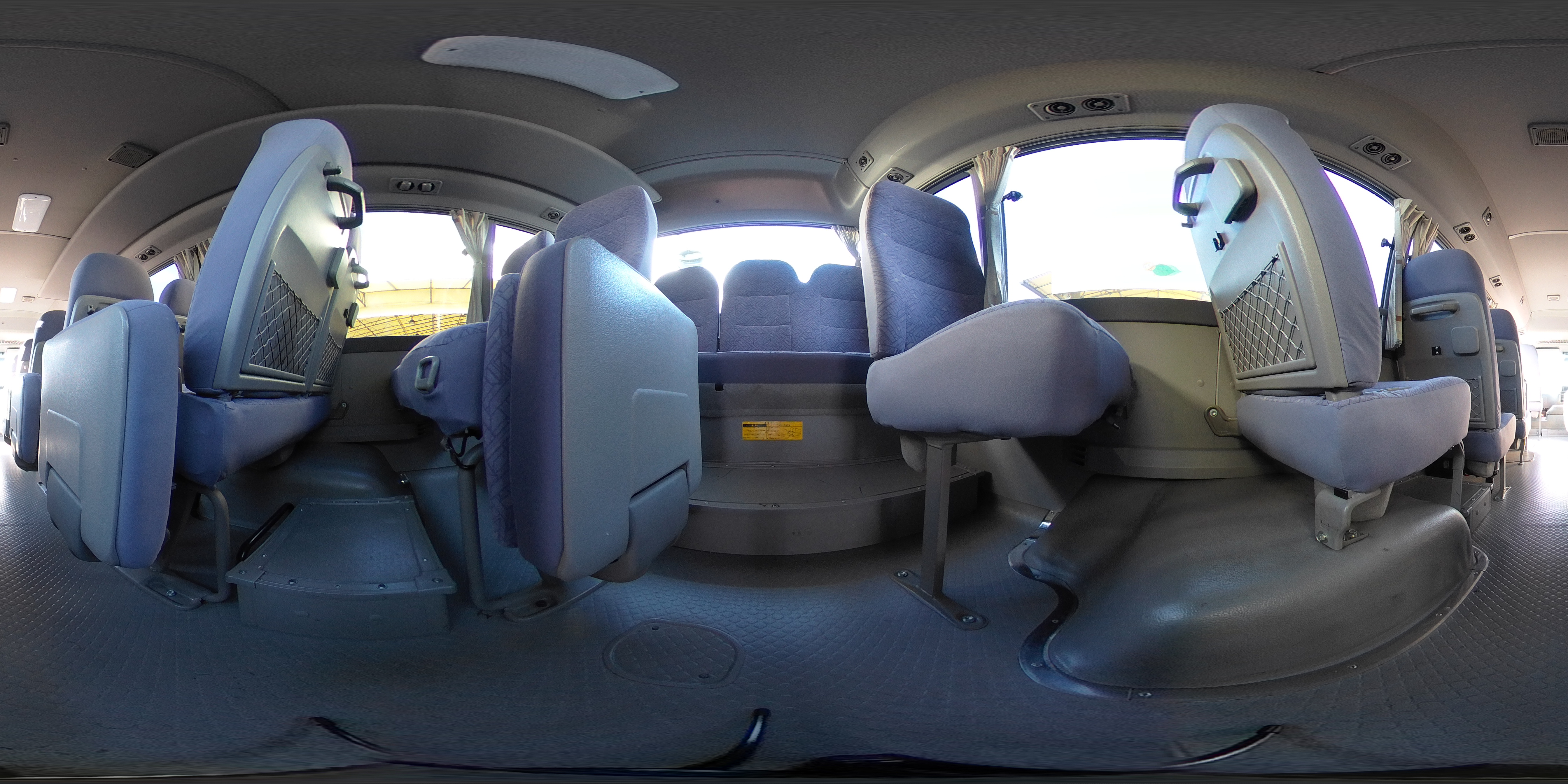 日野　リエッセⅡ　「ロング」　ＧＸ　マイクロバス　２９人乗り　自動ドア　モケットシート　リクライニング機能　ルームラック　純正ナビ　バックカメラ　ＥＴＣ　左電格ミラー　フォグランプ　ＡＴ車！2