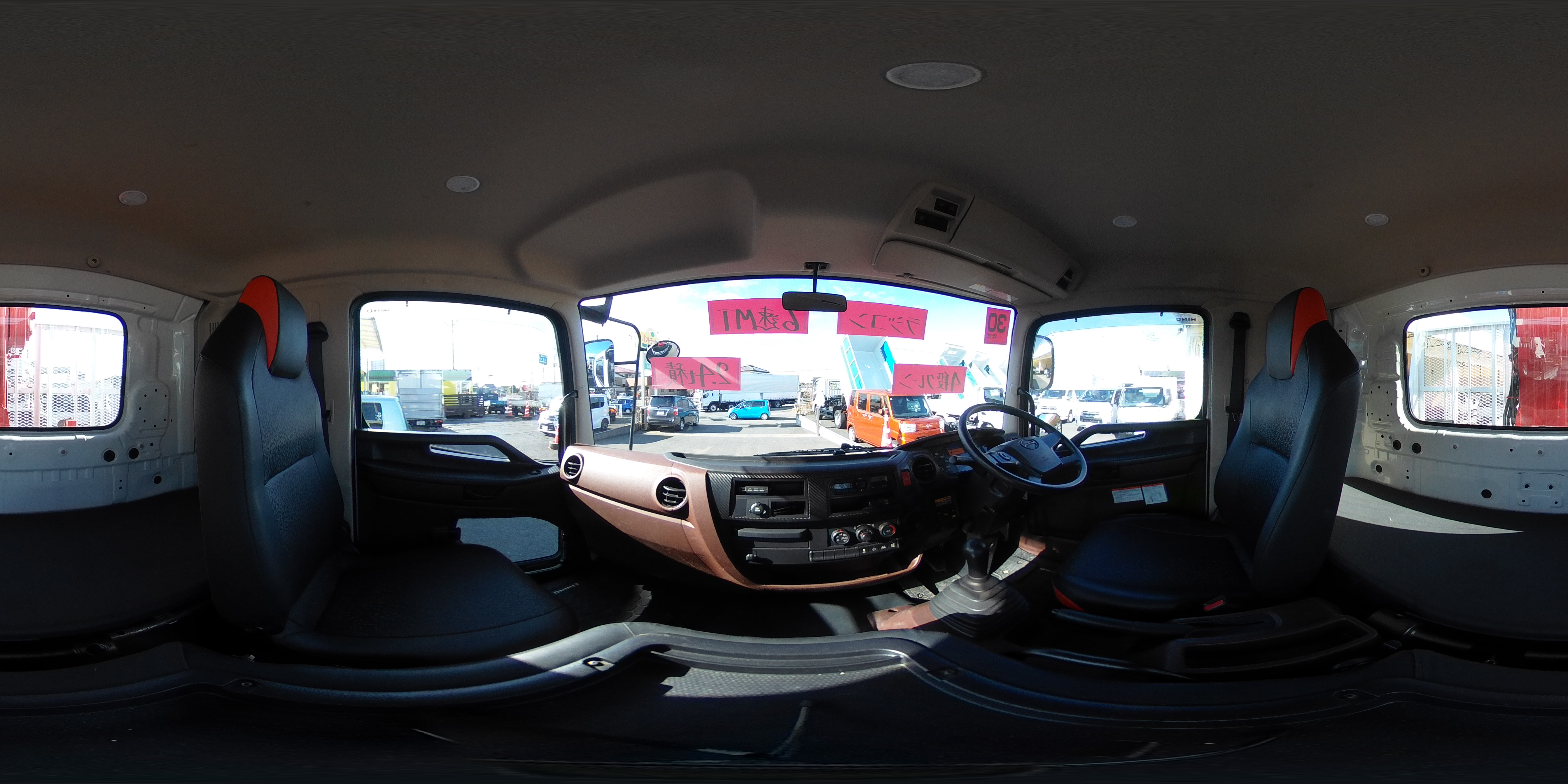 レンジャー　４トン　「標準幅　ベッド付き」　４段クレーン　積載２４００ｋｇ　古河ユニック製　ラジコン　フックイン　２．９３ｔ吊　５．５ｍ長　床フック４対　セイコーラック　鳥居金網張り＆下部鉄板張り　坂道発進補助　ＥＴＣ　６速ＭＴ！1