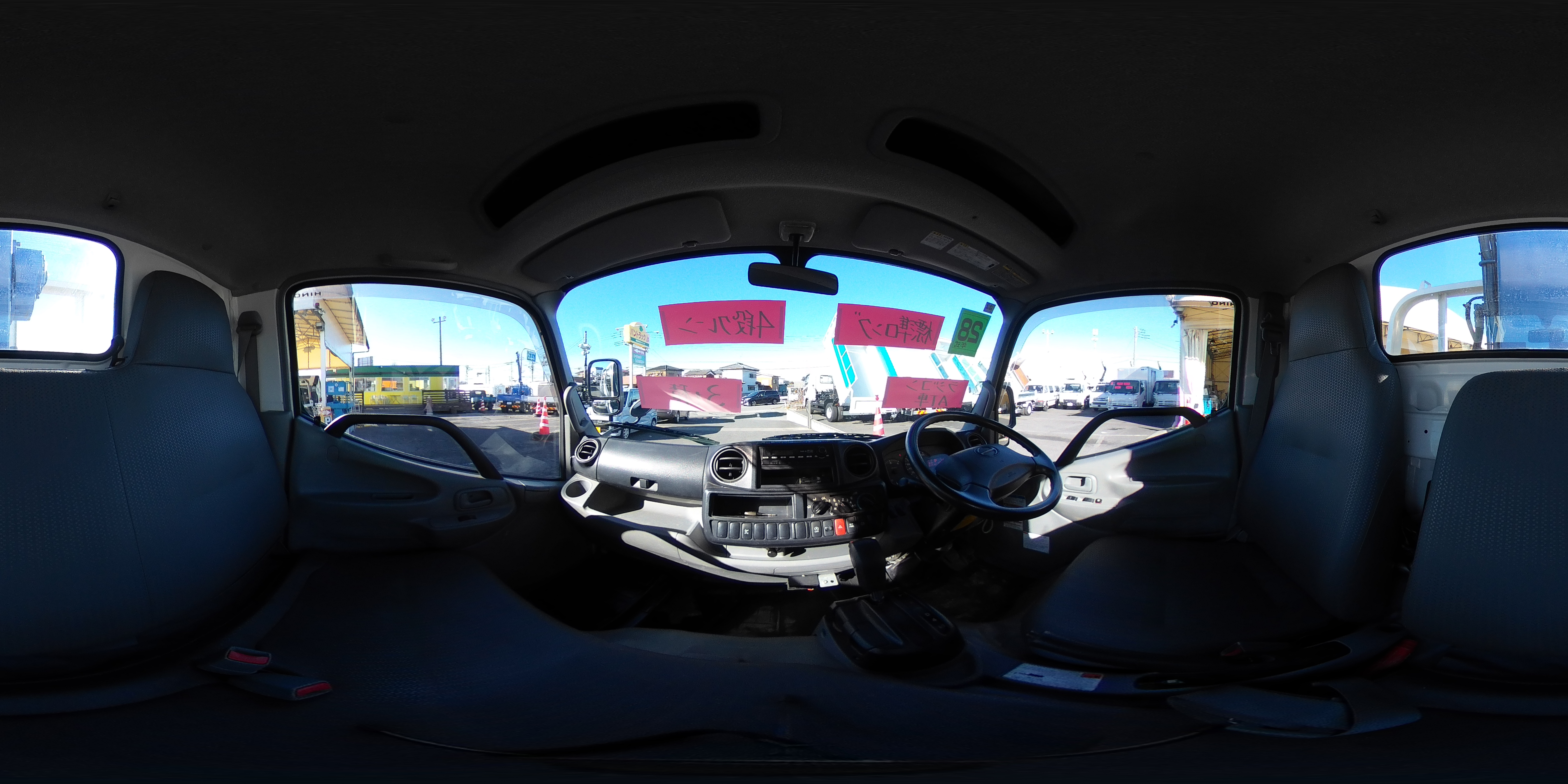 デュトロ　「標準幅　ロング」　４段クレーン　タダノ製　積載３０００ｋｇ　ラジコン　フックイン　２．６３ｔ吊　ロープ穴２対　セイコーラック　ＥＴＣ　ＡＴ車！0