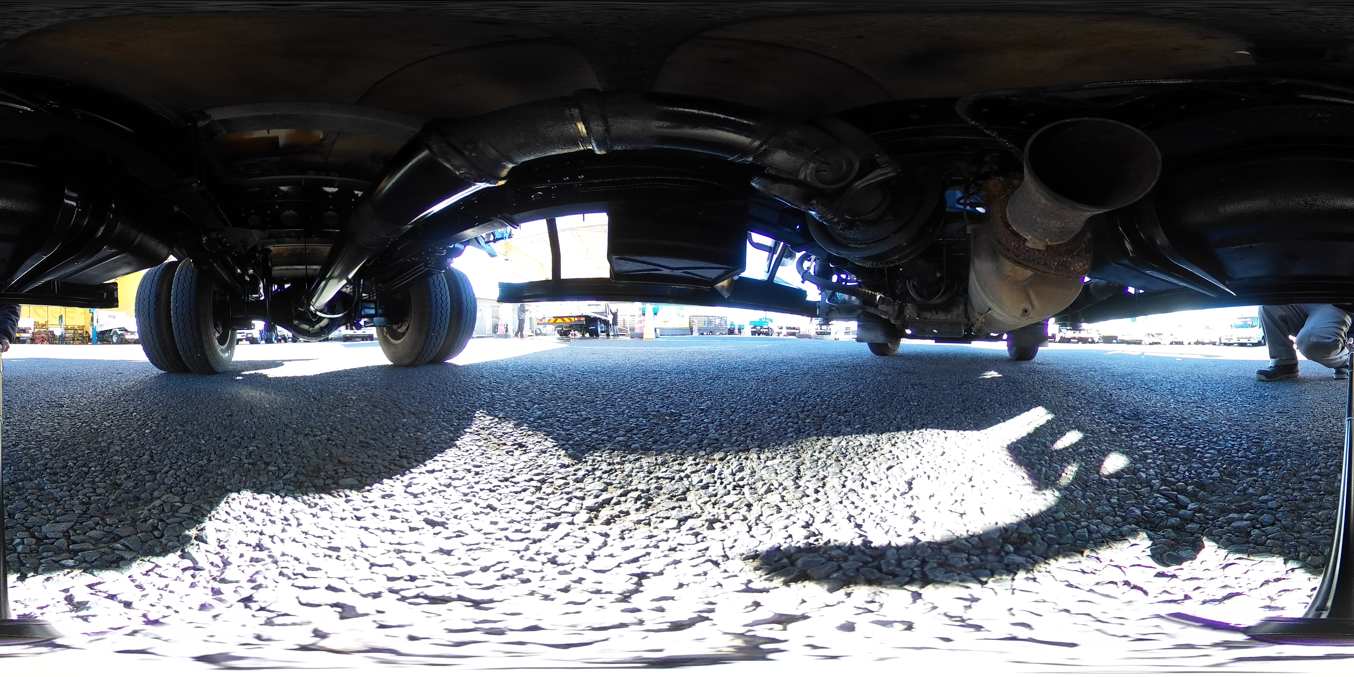 デュトロ　「標準幅　ロング」　４段クレーン　タダノ製　積載３０００ｋｇ　ラジコン　フックイン　２．６３ｔ吊　ロープ穴２対　セイコーラック　ＥＴＣ　ＡＴ車！1