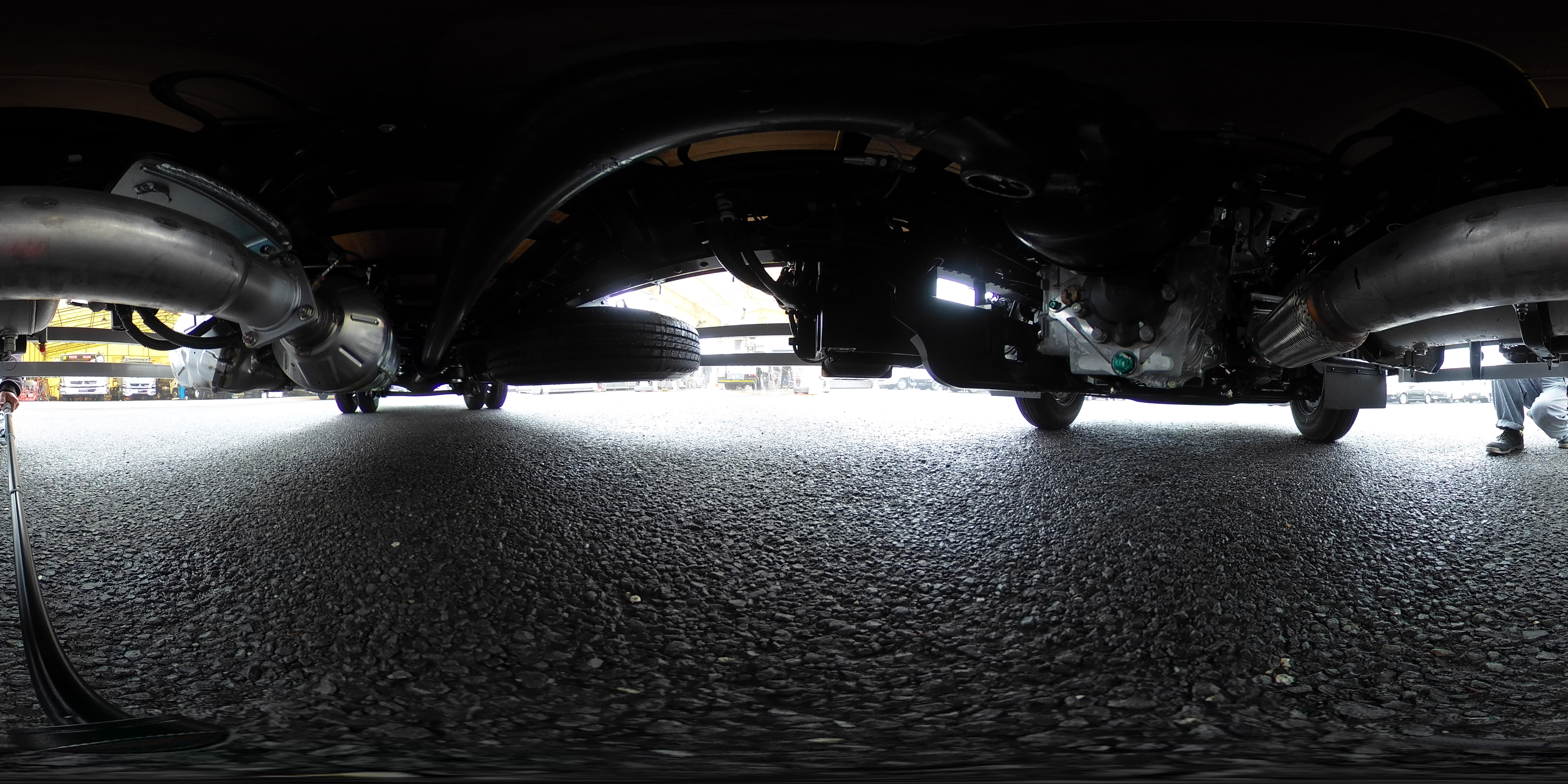 （未使用）　レンジャー　４トン　「セミワイド　ベッド付き」　平ボディー　アルミブロック　セイコーラック　リアエアサス　積載３５００ｋｇ　６．２ｍ長　三方開　バックカメラ　ＥＴＣ２．０　坂道発進補助　ＬＥＤヘッドライト　フォグランプ　オートエアコン　衝突軽減ブレーキ　車線逸脱警報　６速ＭＴ！　車検「Ｒ９年６月まで！」1