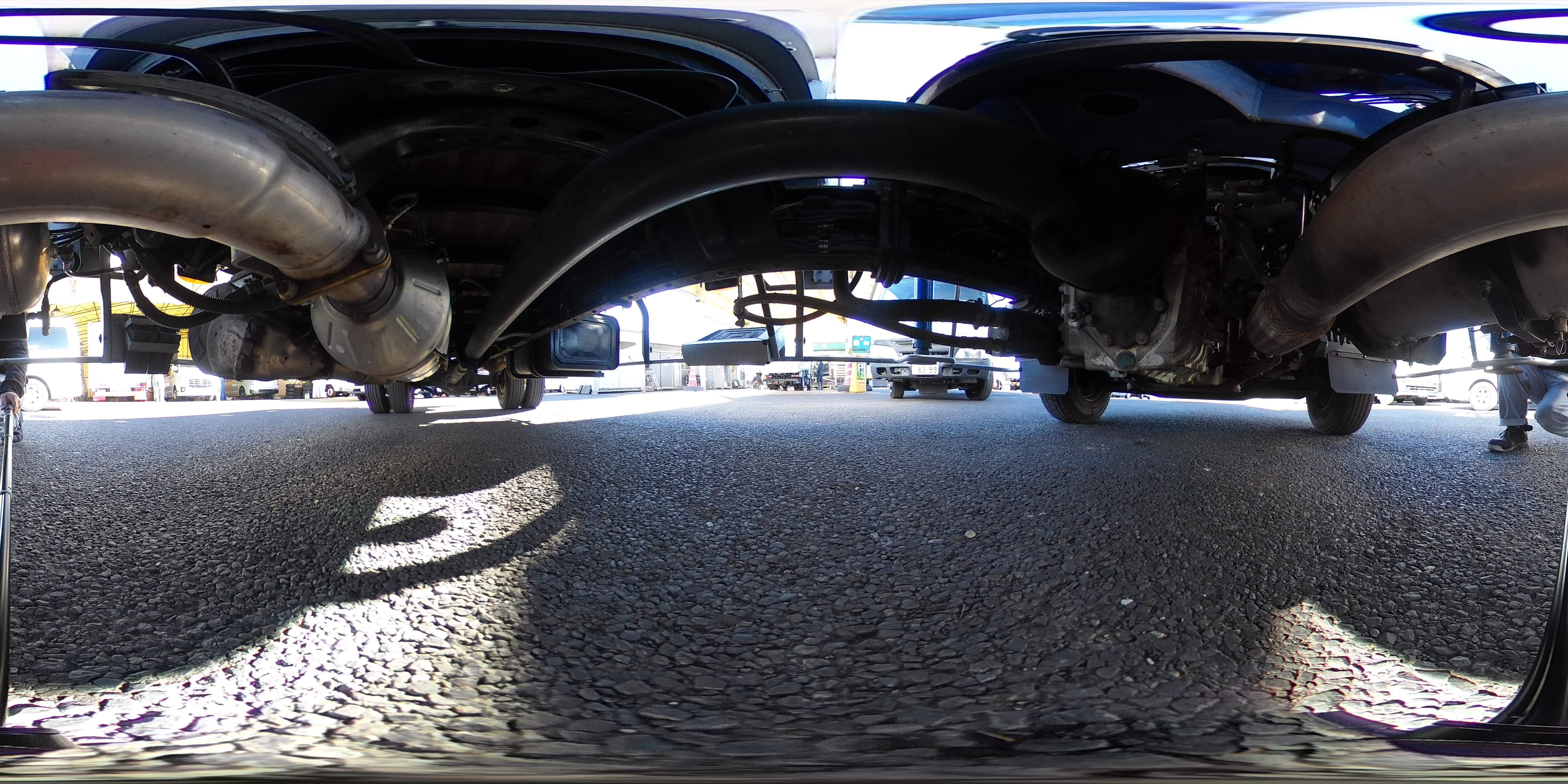 レンジャー　４トン　「標準幅　ベッド付き」　４段クレーン　積載２２００ｋｇ　タダノ製　５．４ｍ長　アルミブロック　三方開　ロープ穴４対　ラジコン　フックイン　２．９３ｔ吊　荷台シマ板張り　セイコーラック　坂道発進補助　バックカメラ　社外ナビ　ＥＴＣ　衝突軽減ブレーキ　車線逸脱警報　オートエアコン　６速ＭＴ！　車検「Ｒ８年３月まで！」0