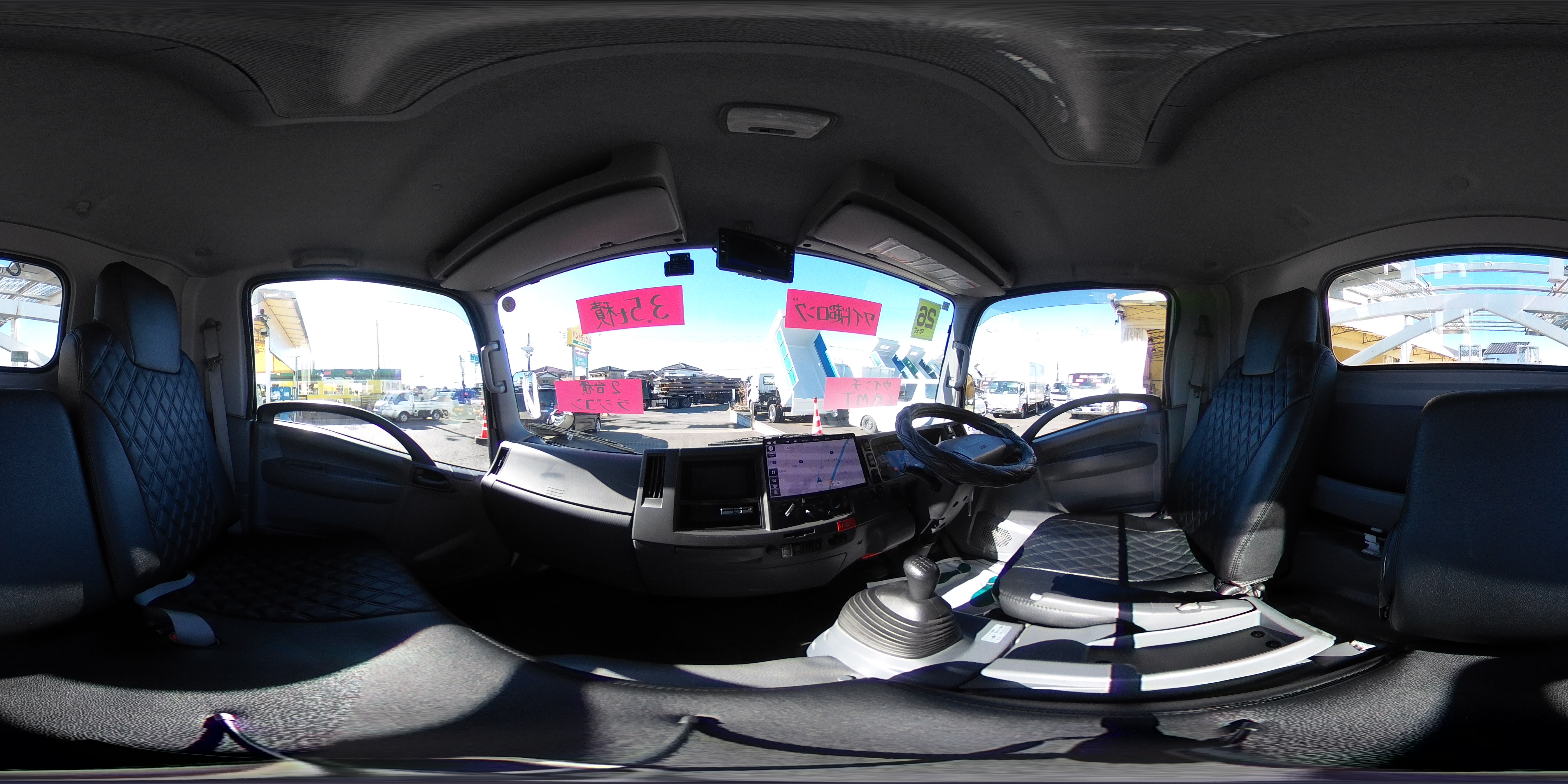 エルフ　「ワイド超ロング」　キャリアカー　２台積　古河ユニック製　積載３５００ｋｇ　ウインチ　油圧リアゲート　ラジコン　バックカメラ　社外ナビ　ＥＴＣ２．０　左電格ミラー　坂道発進補助　フォグランプ　アルミホイール　６速ＭＴ！　車検「Ｒ８年１１月まで！」0