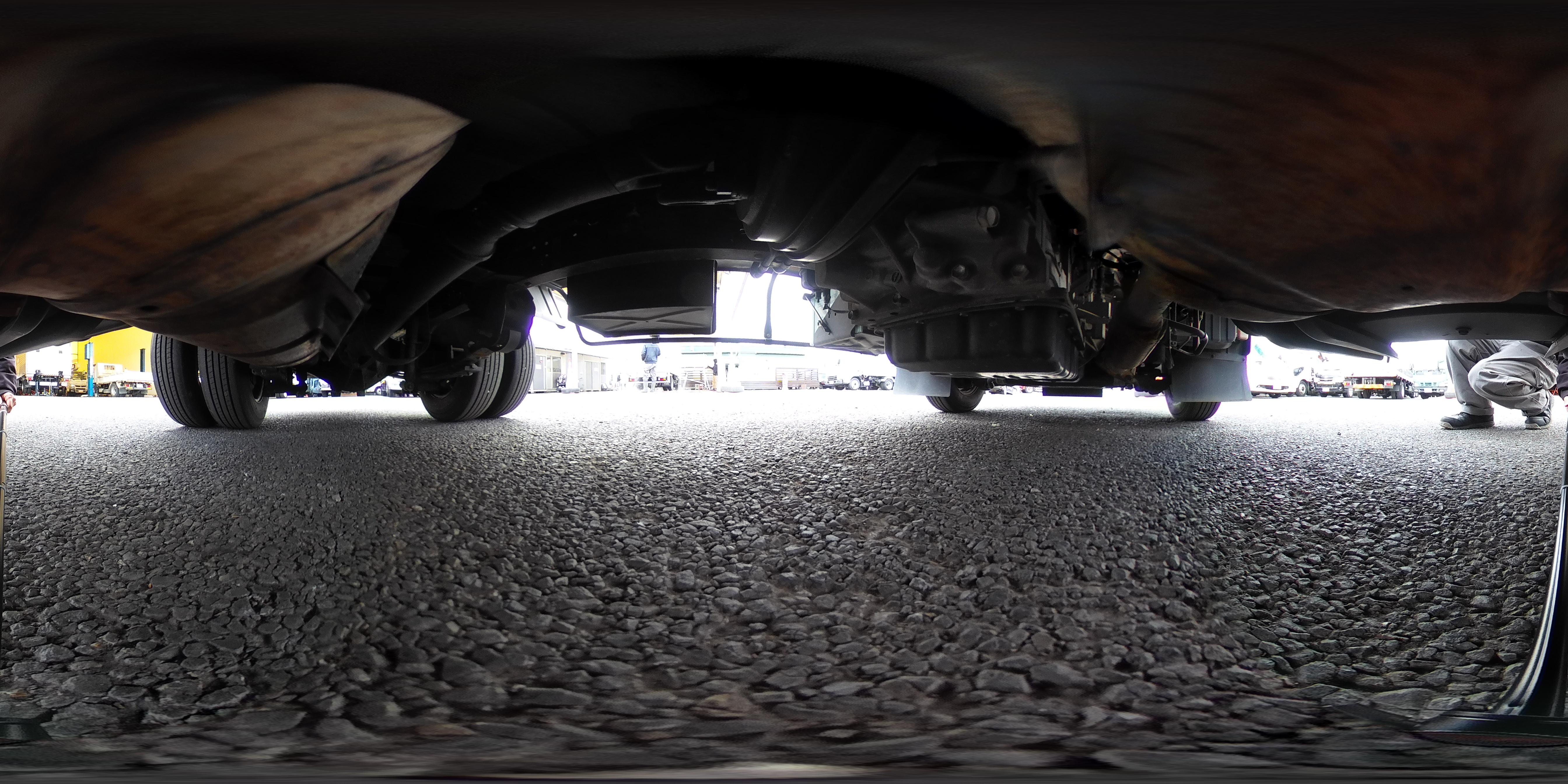 ダイナ　１０尺　パネルバン　積載２０００ｋｇ　サイドドア　ラッシング１段　バックカメラ　社外ナビ　ＥＴＣ　スマートキー　左電格ミラー　フォグランプ　トヨタ車体製　ＡＴ車！1