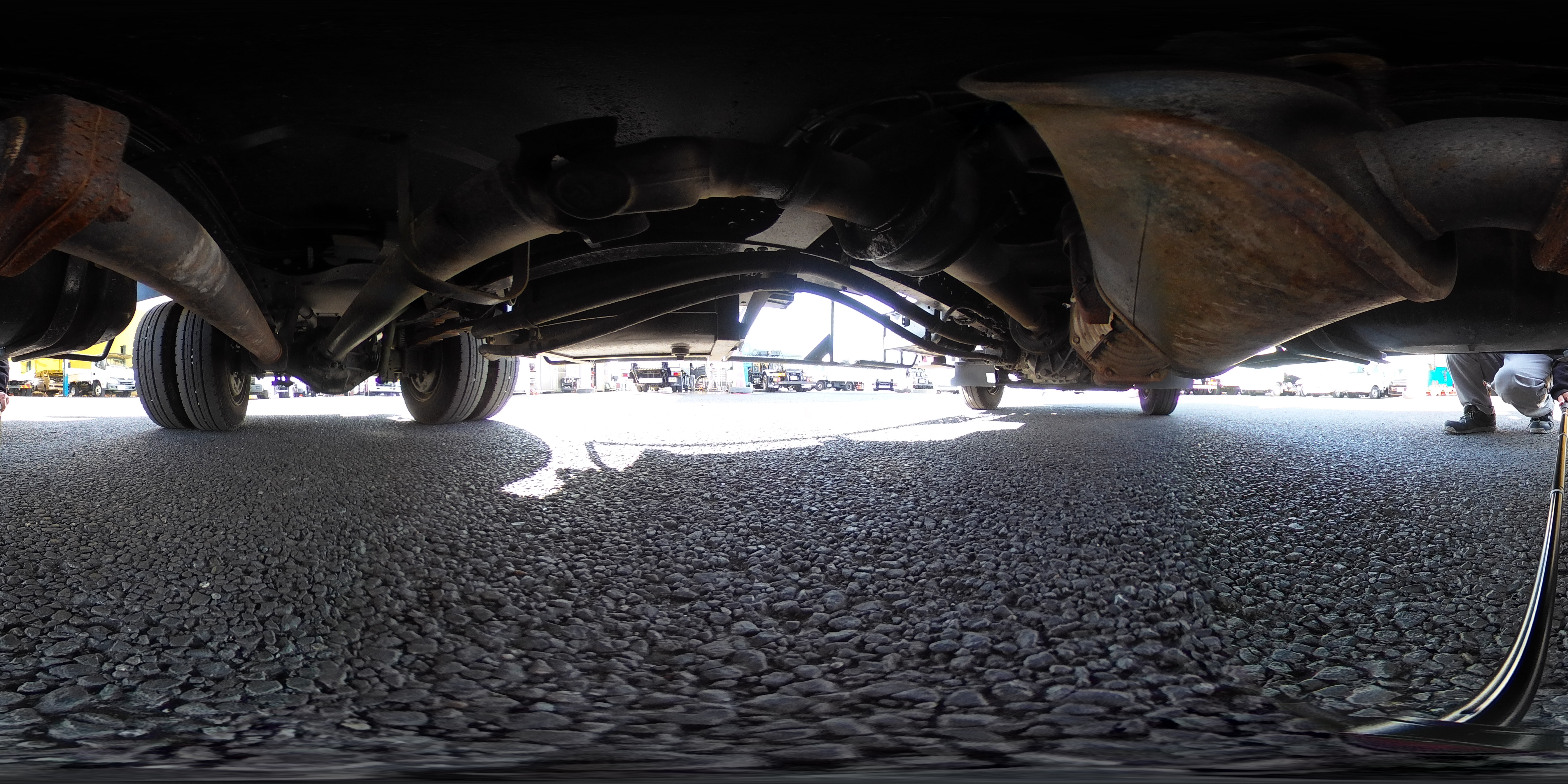 エルフ　高所作業車　タダノ製（ＡＴー１２０ＳＲ）　スーパーデッキ　重荷重型　最大地上高１２ｍ　バケット積載荷重１０００ｋｇ　アワーメーター：４４４８ｈ　ＥＴＣ　左電格ミラー　坂道発進補助　６速ＭＴ！0