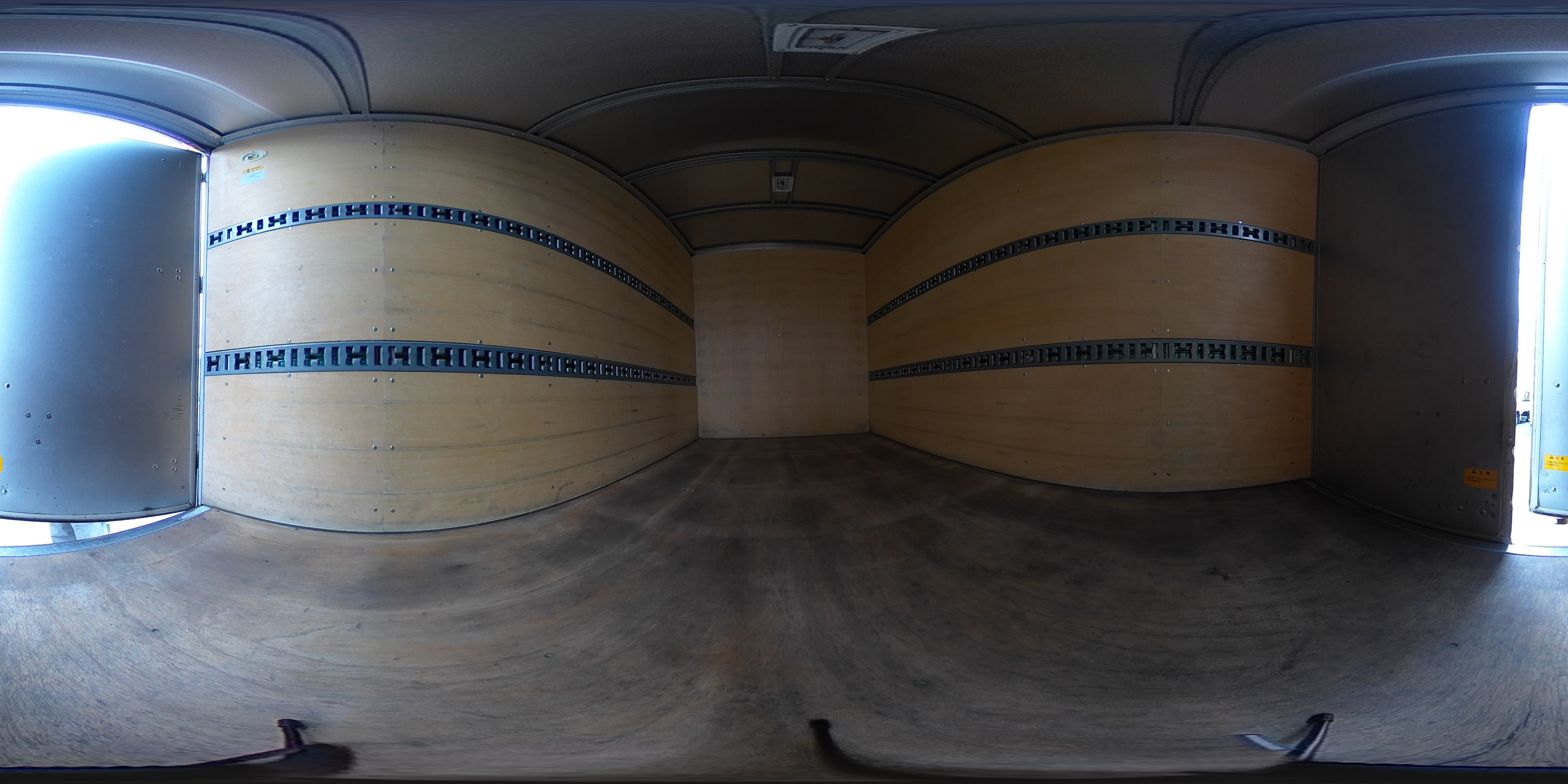 キャンター　１０尺　アルミバン　積載２０００ｋｇ　ラッシング２段　バックカメラ　ＥＴＣ２．０　左電格ミラー　フォグランプ　パブコ製　５速ＭＴ！2