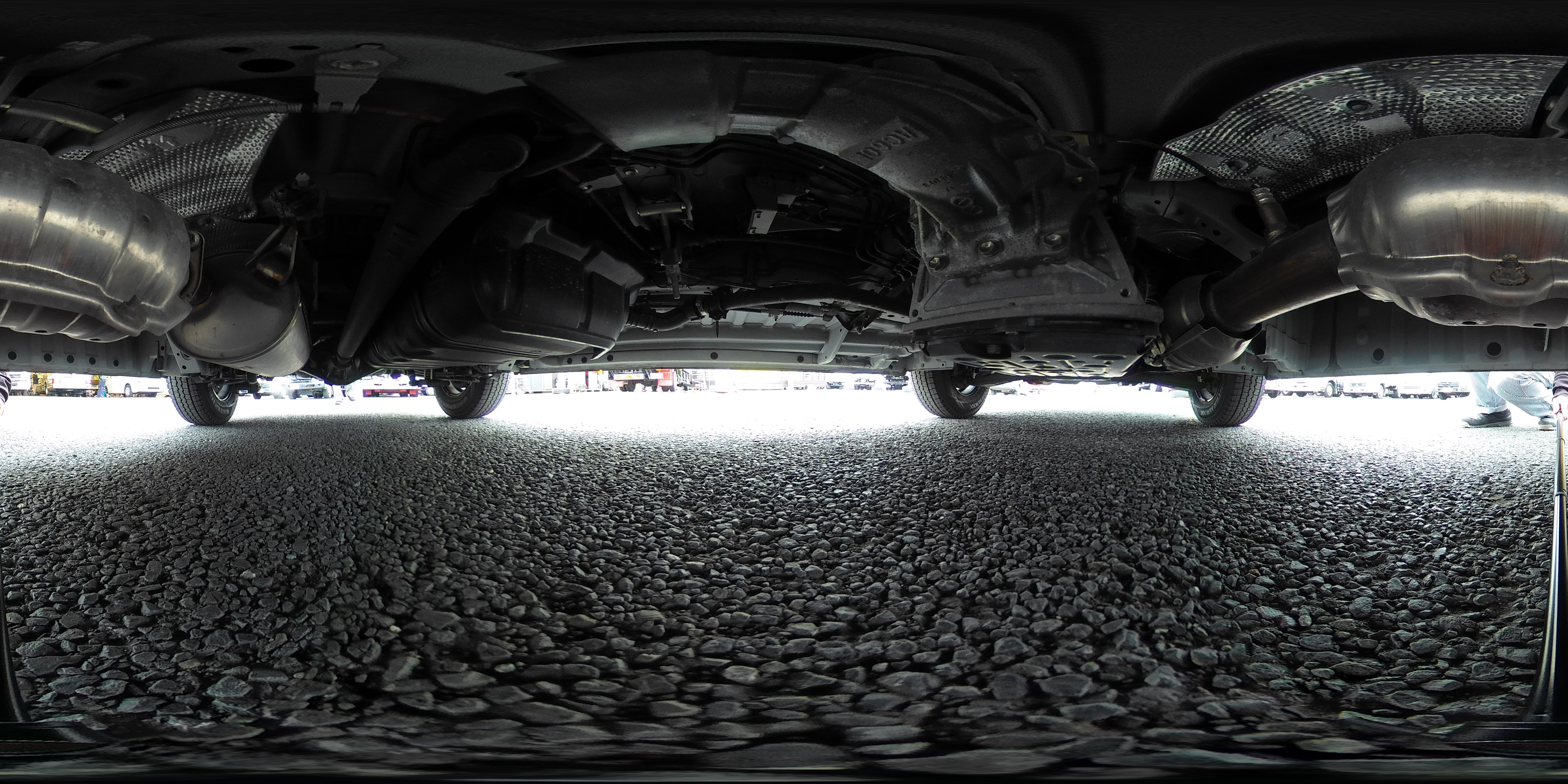 ハイエース　ロング　ＤＸ　４ドア　ガソリン車　３人乗り　トヨタ車体製パワーゲート　荷室加工有り　荷台板張り　ラッシング１段　小窓　バックカメラ　社外ナビ　キーレス　低走行！ＡＴ車！1