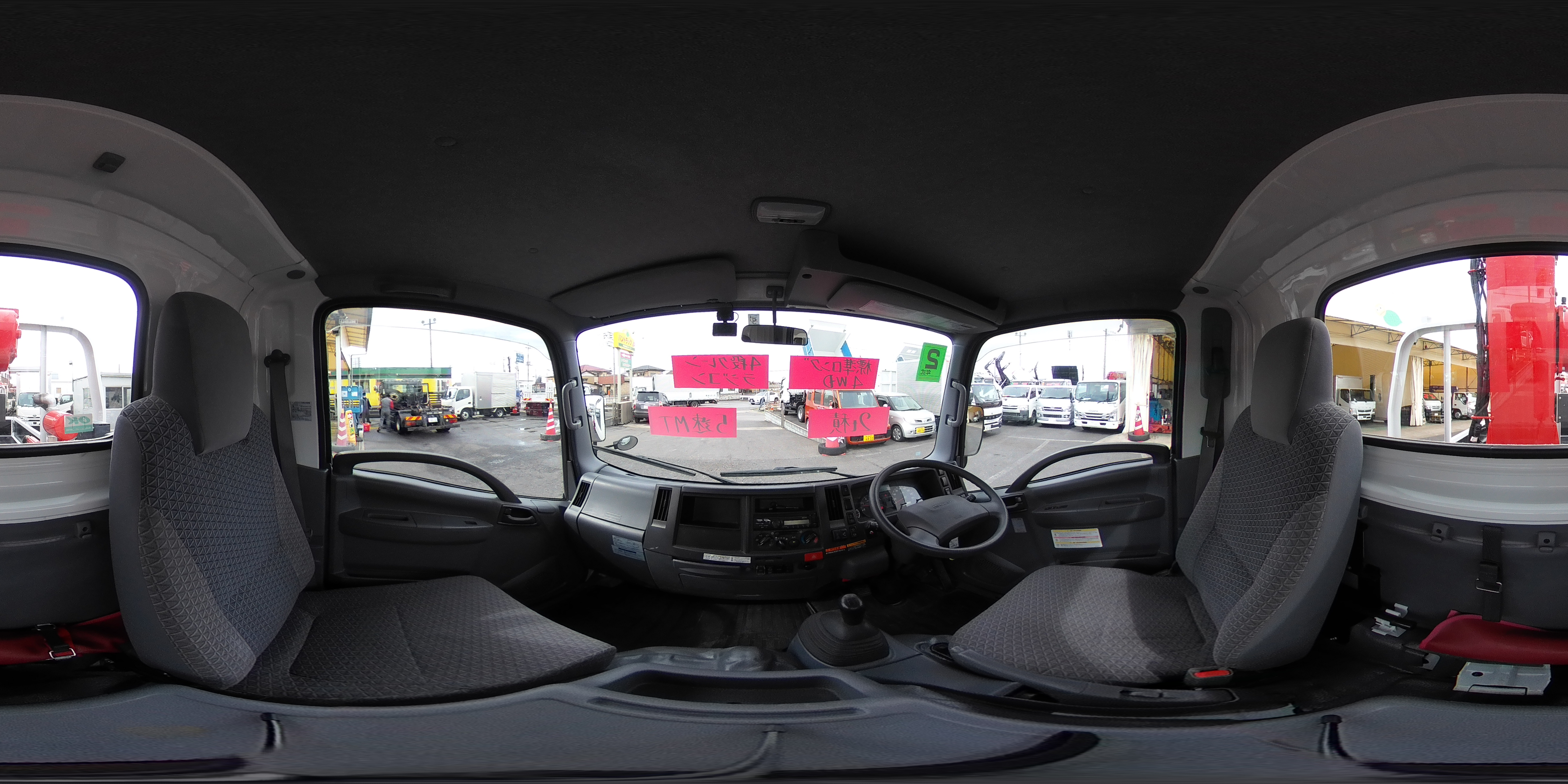 エルフ　「４ＷＤ　標準幅　ロング」　４段クレーン　積載２０００ｋｇ　古河ユニック製　ラジコン　フックイン　２．６３ｔ吊　セイコーラック　左電格ミラー　坂道発進補助　フォグランプ　５速ＭＴ！　車検「Ｒ８年５月まで！」0