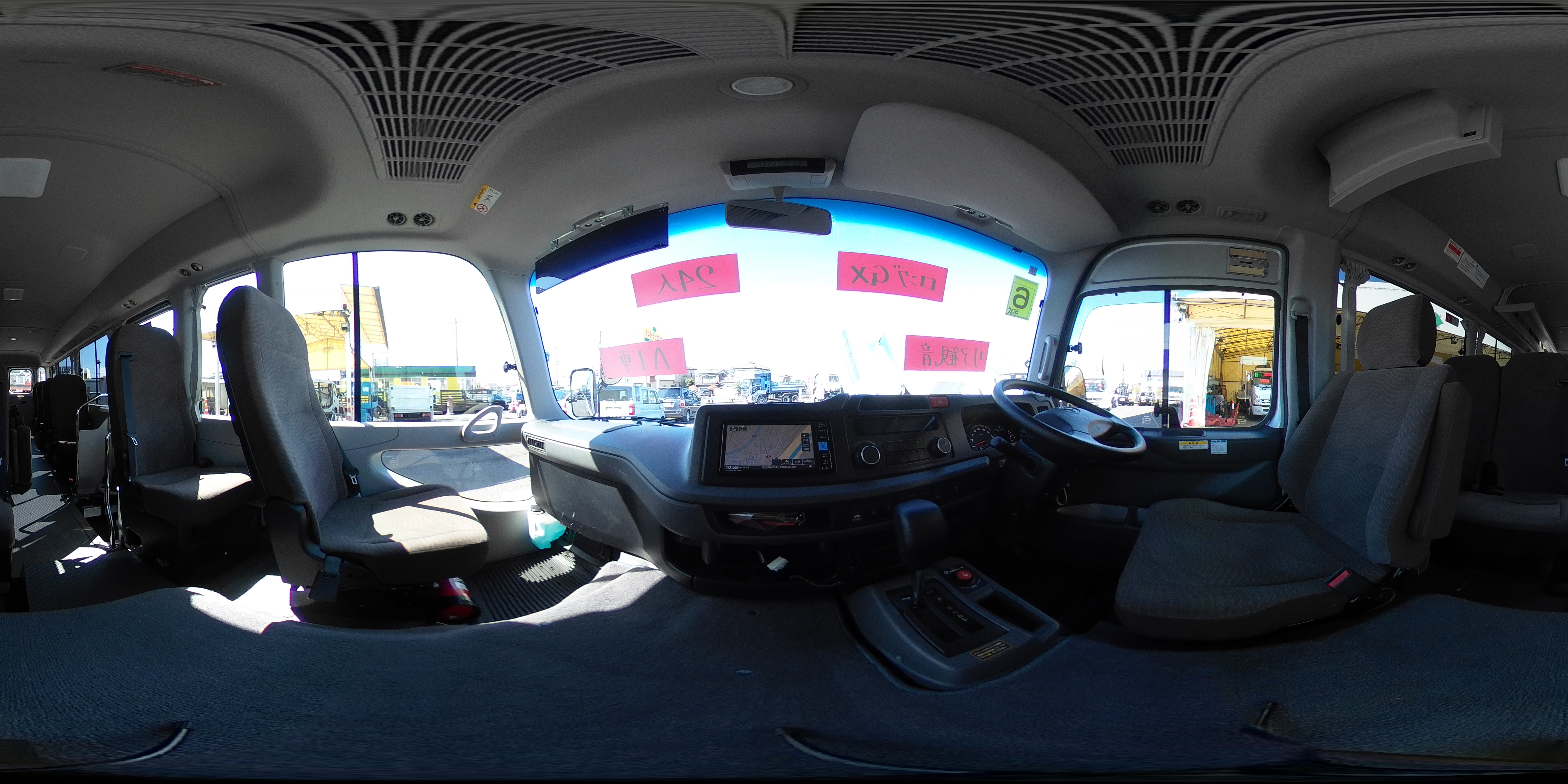 トヨタ　コースター　「ロング」　ＧＸ　マイクロバス　２４人乗り　自動ドア　リア観音ドア「荷室スペース」　オートステップ　後席モニター　マイク　リーフサス　モケットシート　リクライニング　純正ナビ　フルセグＴＶ　バックカメラ　オートエアコン　左電格ミラー　高年式！ＡＴ車！　車検「Ｒ８年１０月まで！」0