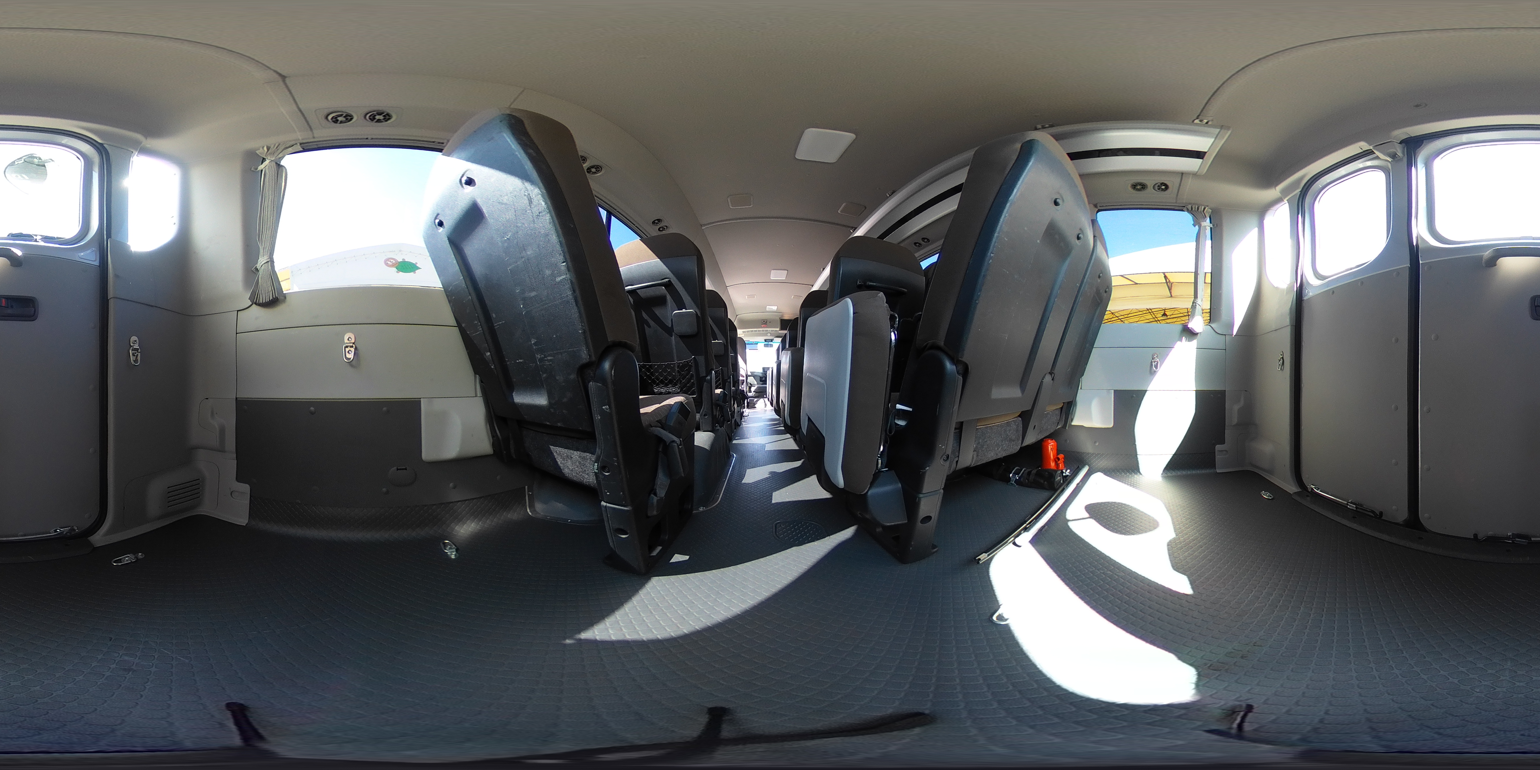 トヨタ　コースター　「ロング」　ＧＸ　マイクロバス　２４人乗り　自動ドア　リア観音ドア「荷室スペース」　オートステップ　後席モニター　マイク　リーフサス　モケットシート　リクライニング　純正ナビ　フルセグＴＶ　バックカメラ　オートエアコン　左電格ミラー　高年式！ＡＴ車！　車検「Ｒ８年１０月まで！」2