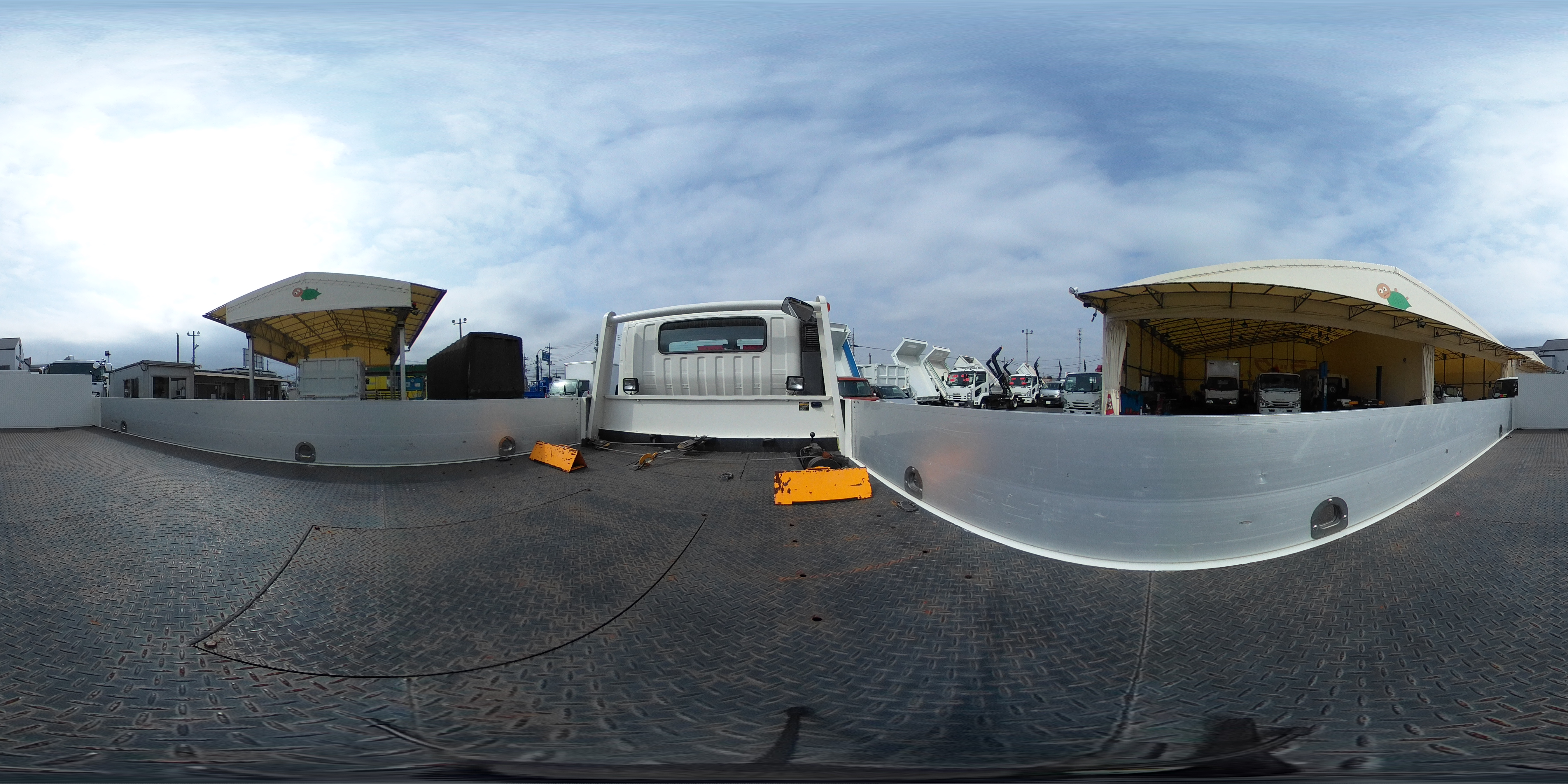 デュトロ　「ワイド超ロング」　セーフティーローダー　一般用　古河ユニック製　積載３０００ｋｇ　アルミブロック　ウインチ　ラジコン　ロープ穴３対　床フック　ＥＴＣ　電動パーキングブレーキ　フォグランプ　左電格ミラー　坂道発進補助　６速ＭＴ！2