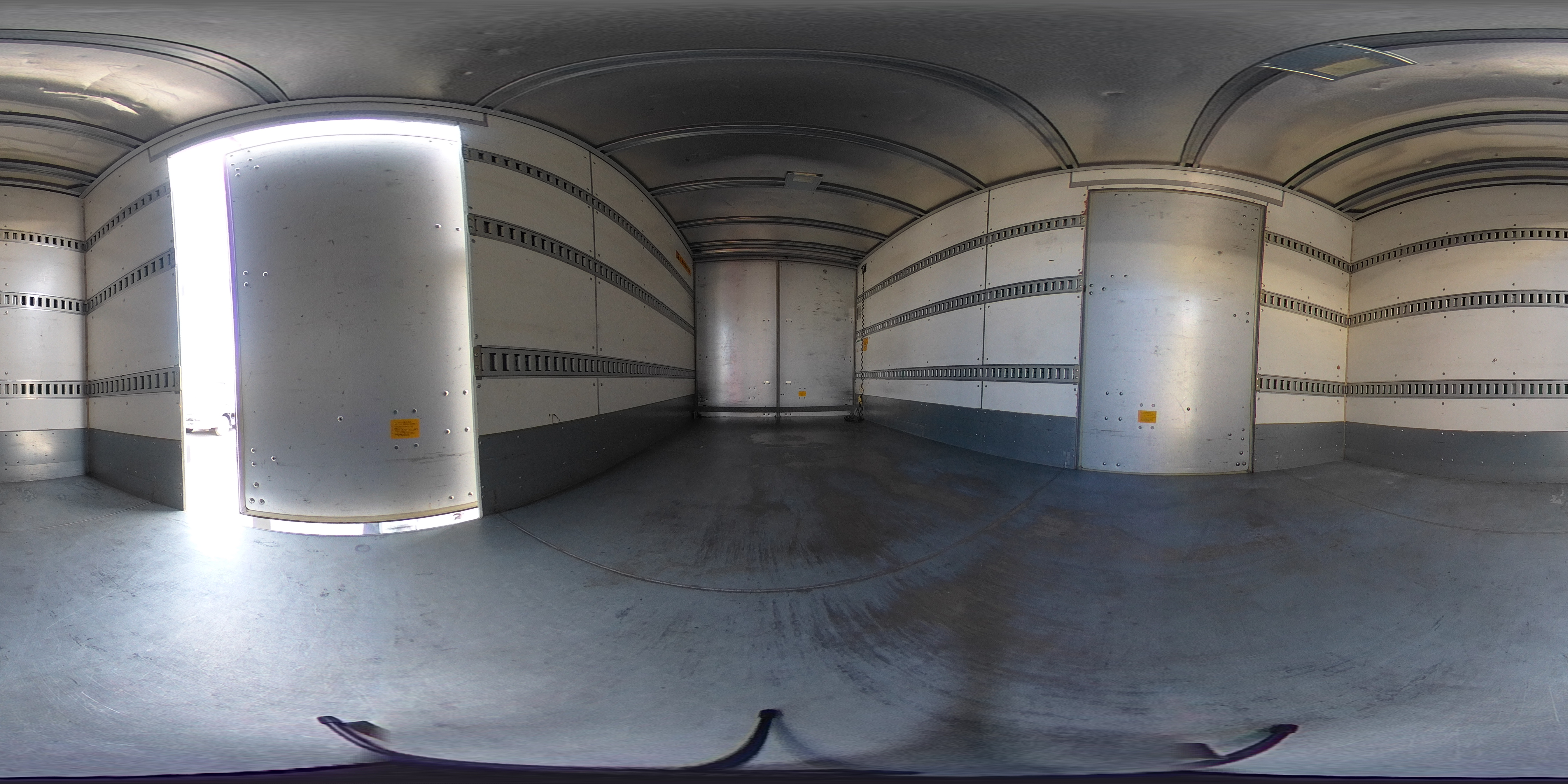 エルフ 「ワイドロング」 アルミバン 積載2000kg 左右サイドドア パワーゲート リア観音扉 ラッシング3段 荷台鉄板張り 導風板 バックカメラ ETC 左電格ミラー 坂道発進補助 日本フルハーフ製 6速MT!2