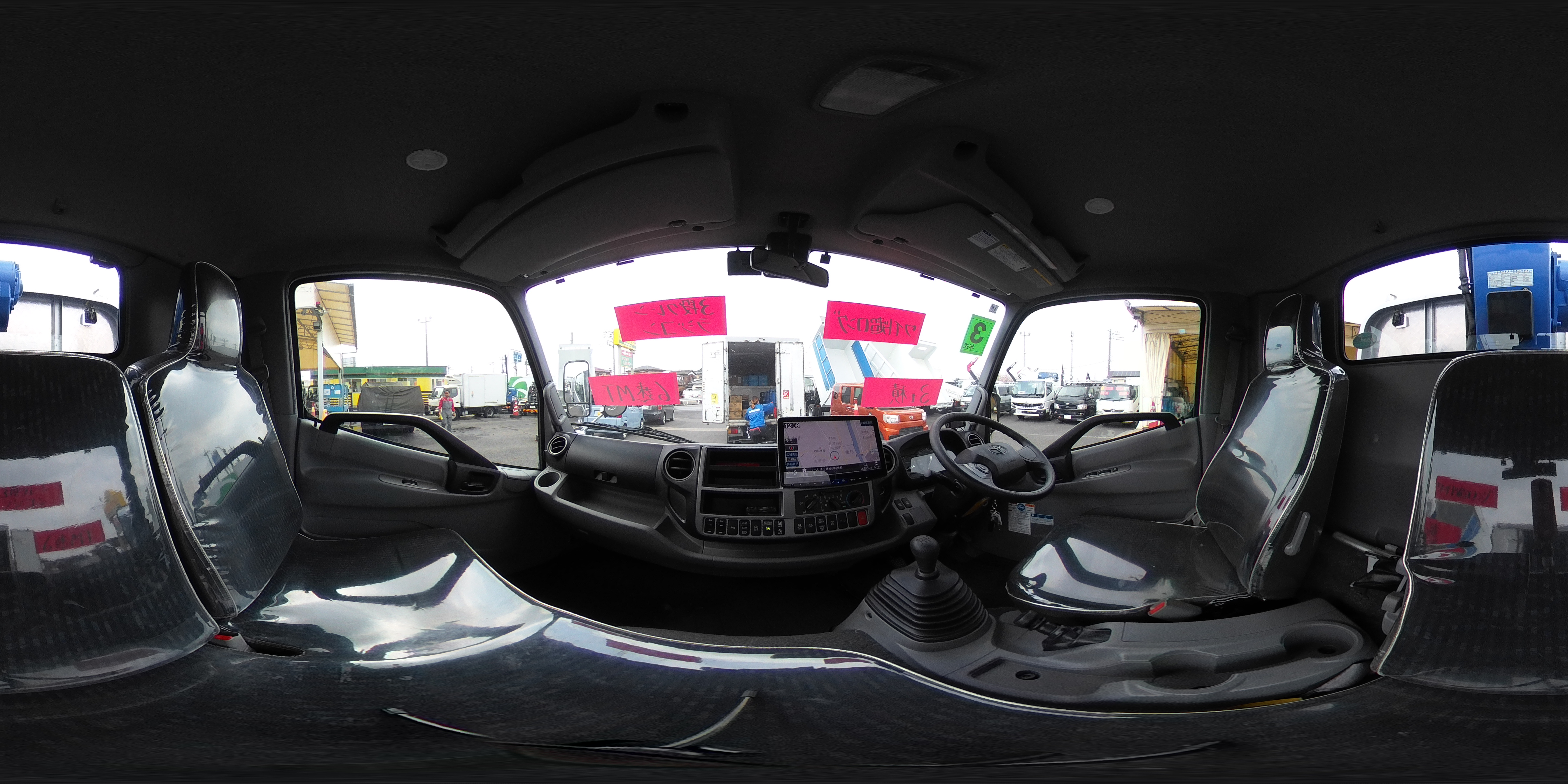 ダイナ　「ワイド超ロング」　３段クレーン　積載３５００ｋｇ　タダノ製　ラジコン　フックイン　２．９３ｔ吊　セイコーラック　荷台、鳥居、アオリ内側シマ板張り　落とし込みフック　ステンレス工具箱　フォグランプ　クリアランスソナー　両側電格ミラー　バックカメラ　社外ナビ　フルセグＴＶ　ＥＴＣ　スマートキー　メッキパーツ　電動パーキングブレーキ　衝突軽減ブレーキ　車線逸脱警報　低走行！６速ＭＴ！　車検「Ｒ８年１２月まで！」　AK0