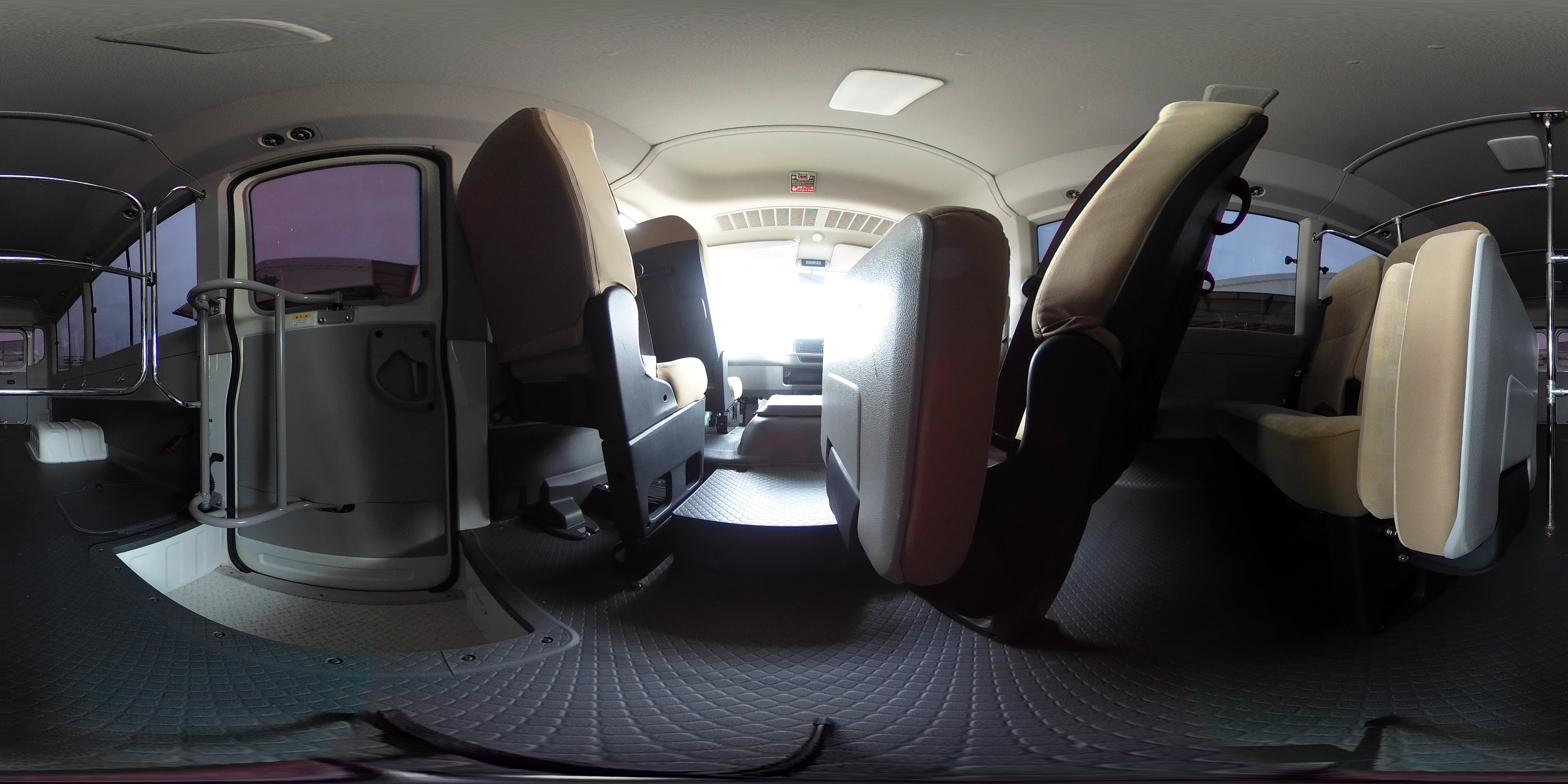 トヨタ　コースター　「ショート　ＬＸ」　ビッグバン　９人乗り　積載１２５０ｋｇ　手動ドア　リア観音扉　リアステップ　モケットシート　ＥＴＣ２．０　左電格ミラー　フォグランプ　高年式！低走行！ＡＴ車！！0